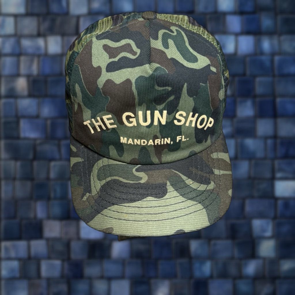 VINTAGE American Vintage Hat Snapback Green Gun Leaf Pistol Rifle Farm 80s USA Dad Gear Adjustable Unisex Adults
