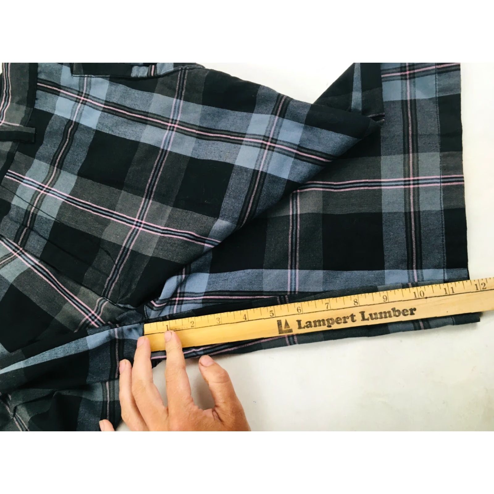 Vintage Avant Garde Shorts Men's Check Plaid Classic Outdoors Flat Front Sz 32 Black Gray Size US 32 / EU 48 - 4 Thumbnail