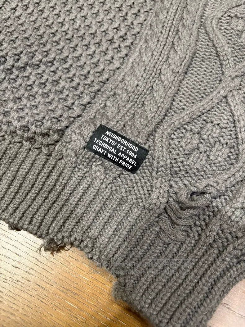 Neighborhood Neighborhood Distressed Sweater L Size Size US L / EU 52-54 / 3 - 3 Thumbnail