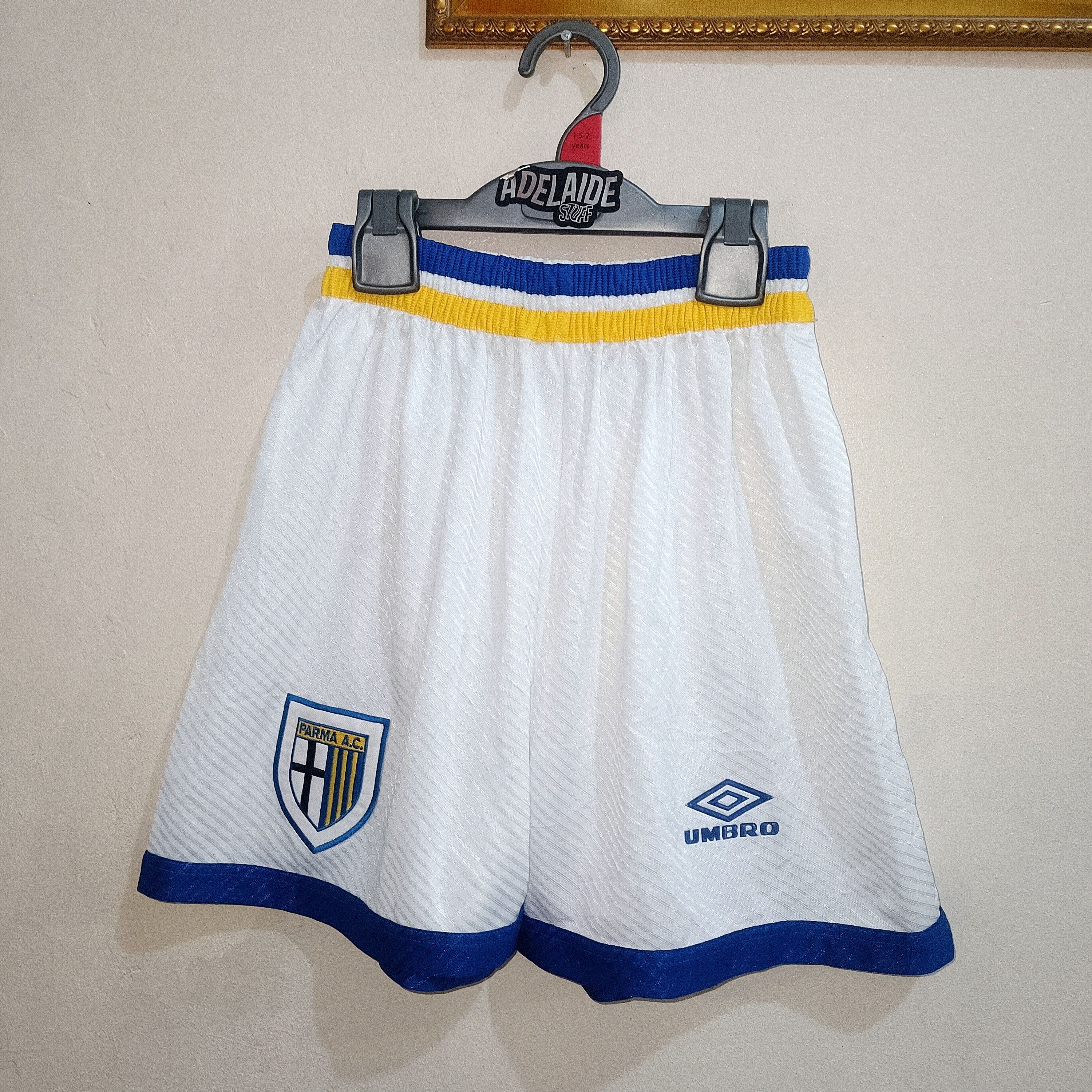 Umbro Parma Calcio 1993-1995 Home Shortpants Size US 34 / EU 50 - 2 Thumbnail