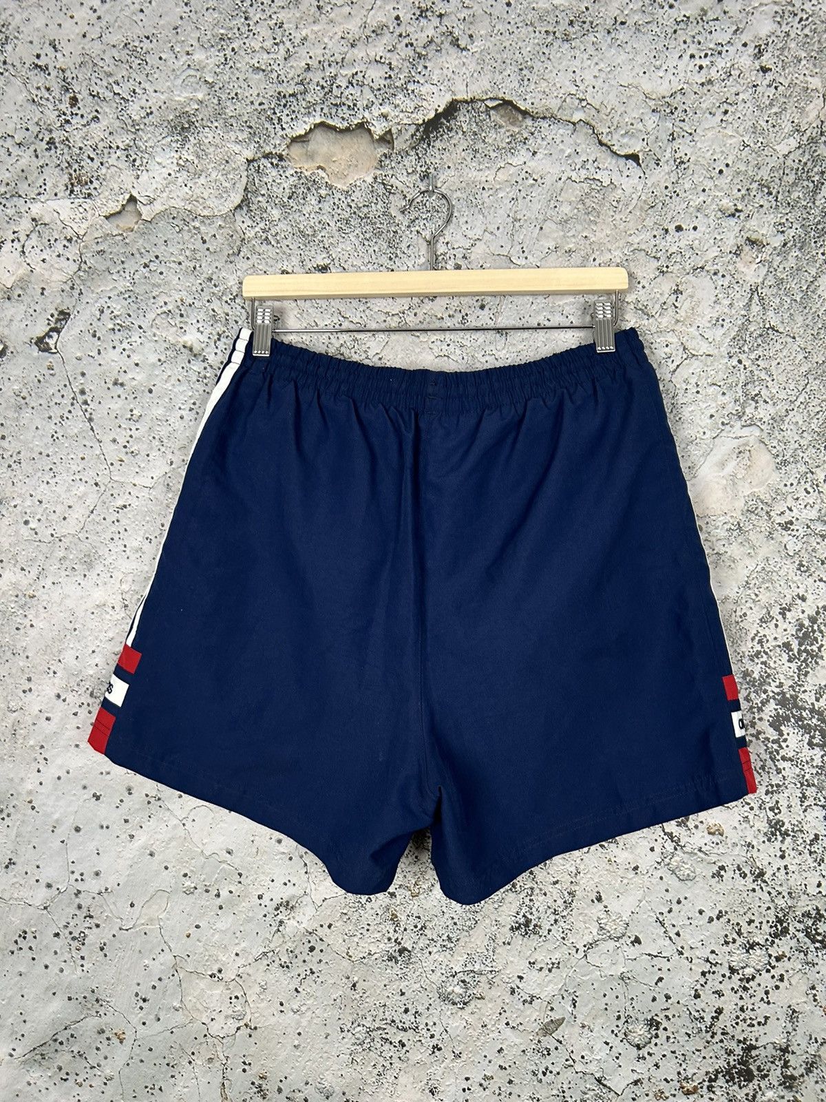 Adidas Vintage Adidas 90s Sportswear Shorts Hype Size US 34 / EU 50 - 4 Thumbnail