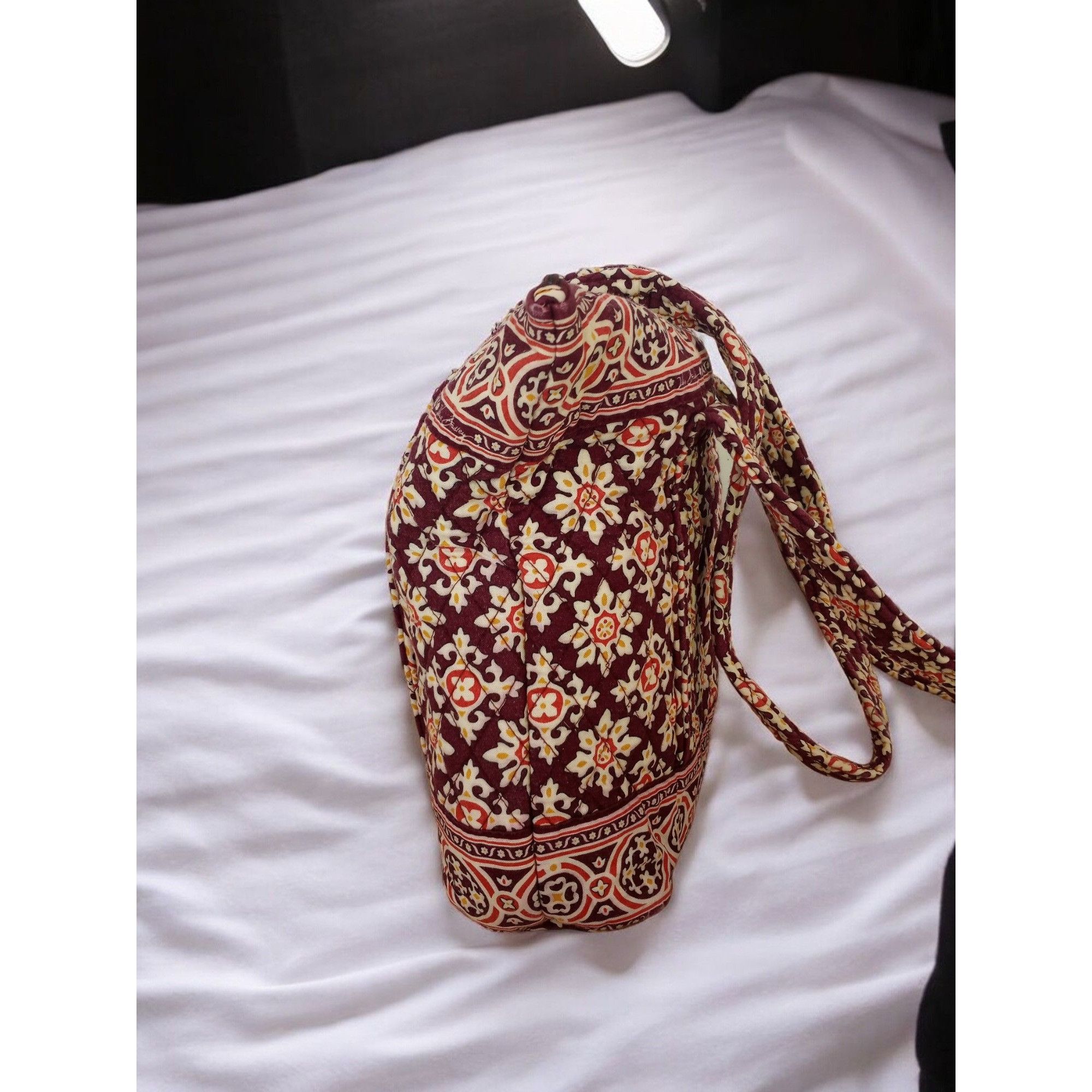 Other Vera Bradley Maroon Medallion Tote Size ONE SIZE - 4 Thumbnail