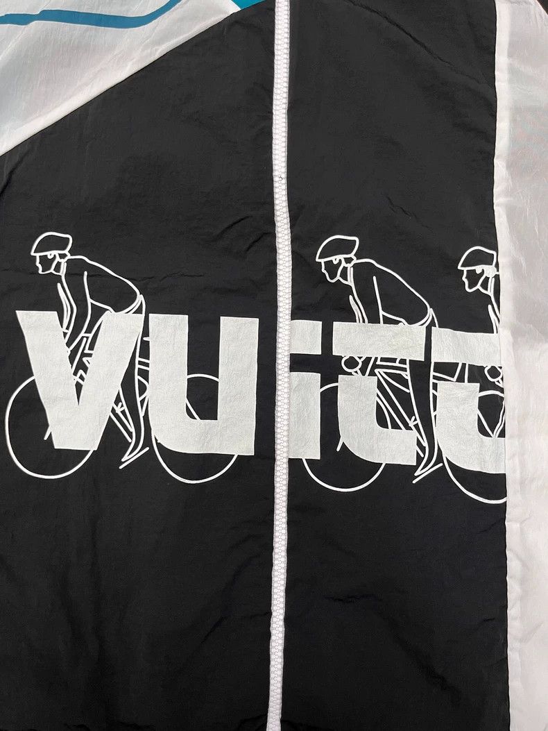 Louis Vuitton Louis Vuitton Printed color-block zip-up hooded jacket Size US L / EU 52-54 / 3 - 3 Thumbnail