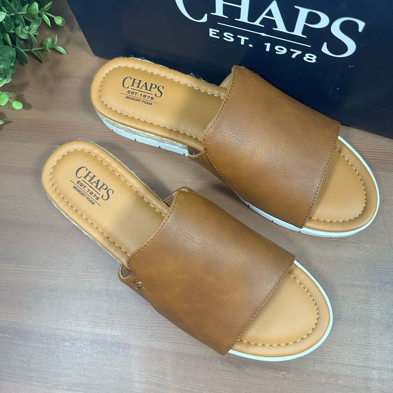 Chaps Chaps Women's Nerissa Tan Slide Sandals Size 8 Size US 8 / IT 38 - 2 Thumbnail