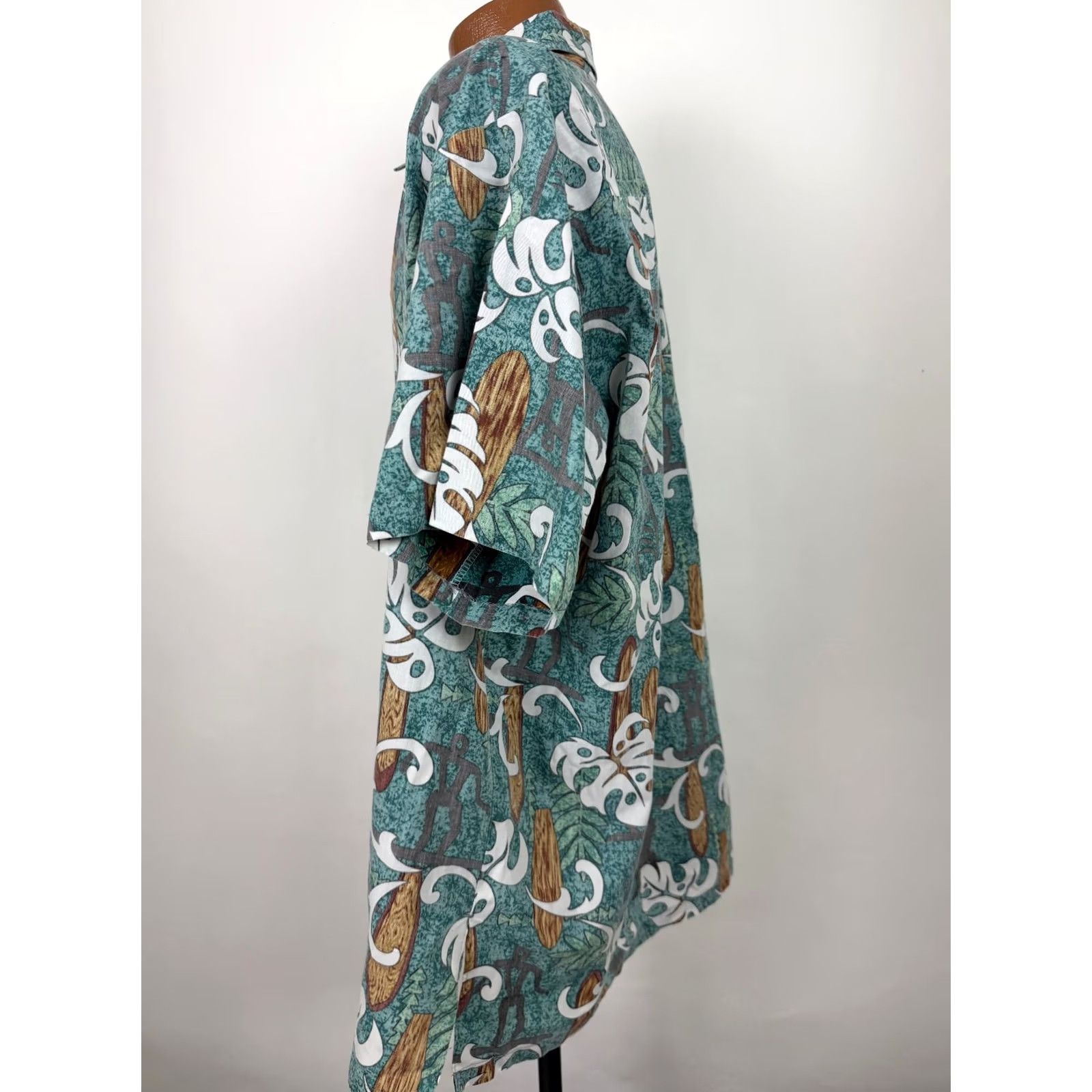 Vintage VINTAGE Makapuu Hawaiian Shirt Men 2XL Blue Short Sleeve Button-Up Collared Graphic Print 90s Beach Tribal Tropical Mens Size US XXL / EU 58 / 5 - 6 Thumbnail