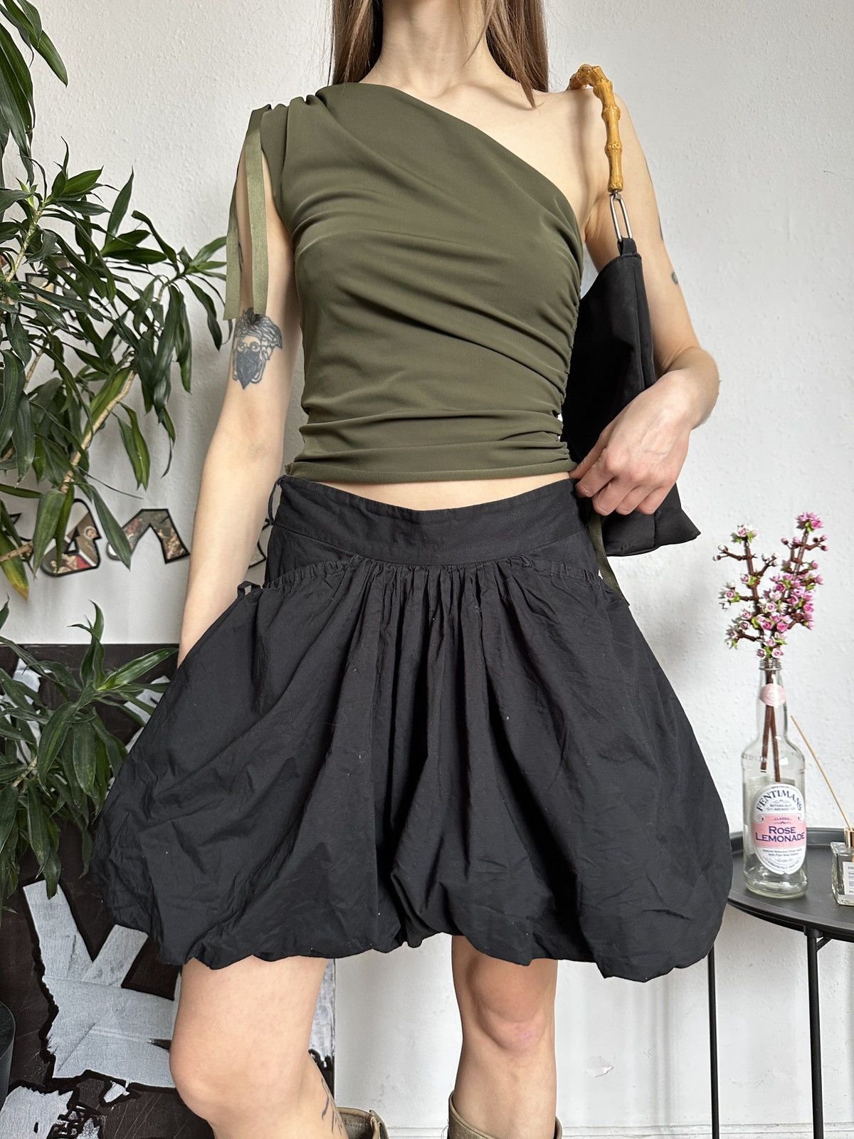 Japanese Brand Cute Trending Mini Black Bubble Skirt 00s Size 28" / US 6 / IT 42 - 2 Thumbnail