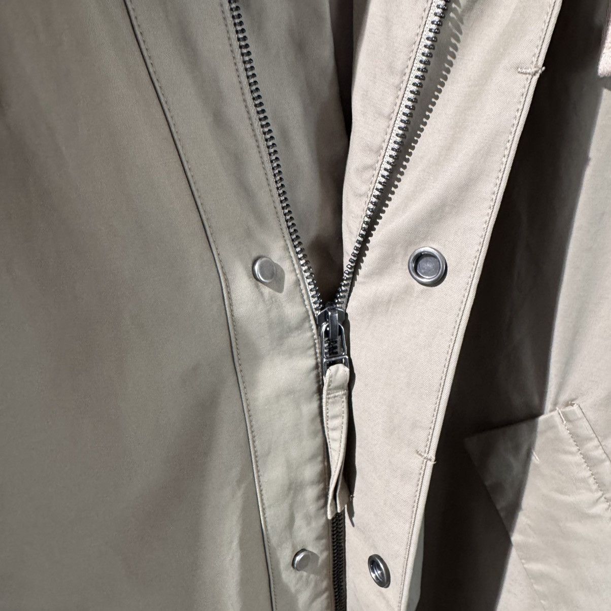 Theory Theory Khaki Hooded Trench Coat Size US M / EU 48-50 / 2 - 2 Thumbnail