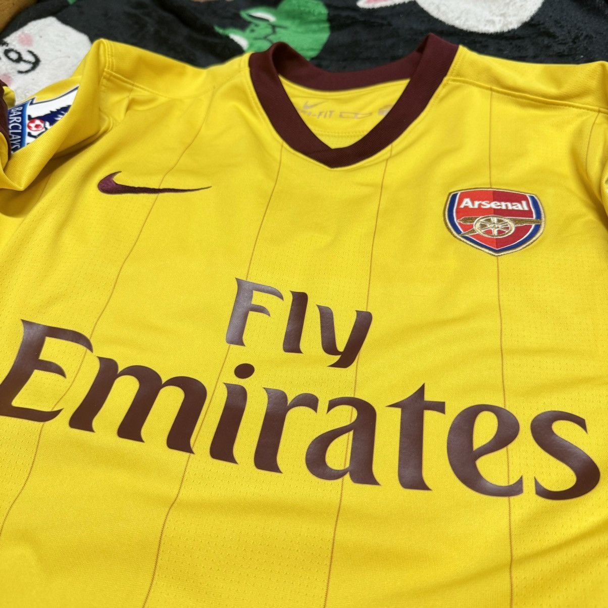 Nike Arsenal 10/11 away shirt #52 Bendtner Size US M / EU 48-50 / 2 - 3 Thumbnail