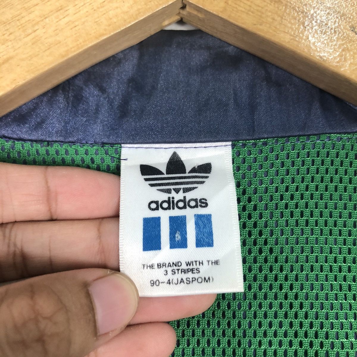 Adidas × Japanese Brand × Vintage Adidas Vintage Windbreaker Jacket 90s Collection Medium #A1 Size US M / EU 48-50 / 2 - 16 Thumbnail