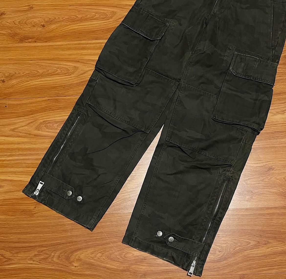 If Six Was Nine 2000s R Newbold Japanese Camo Bondage Cargo y2k Lgb Size US 34 / EU 50 - 3 Thumbnail