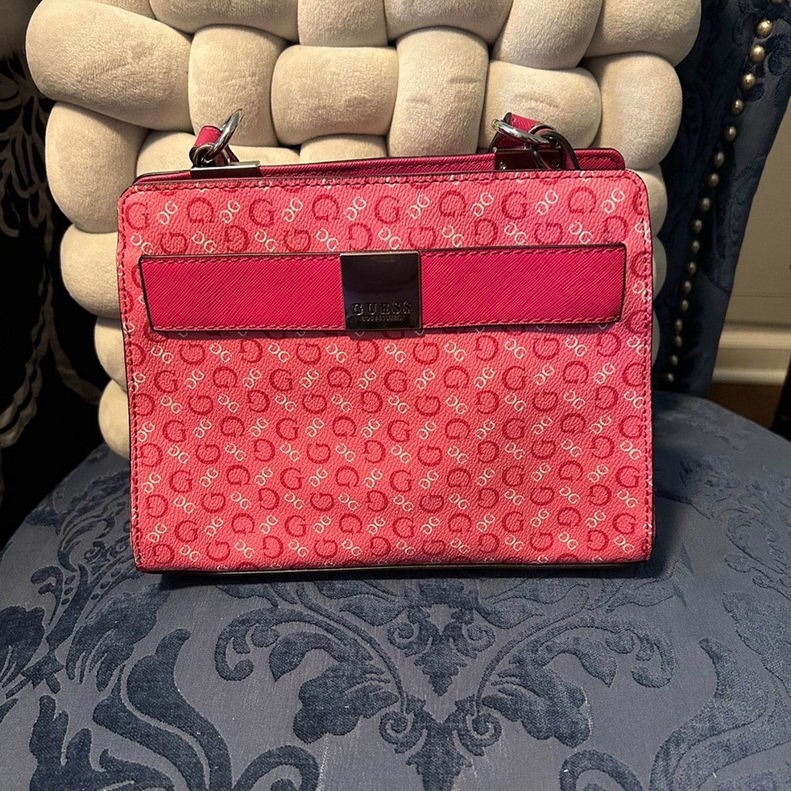 Guess GUESS Fuchsia Crossbody Bag with Logo Charm Size ONE SIZE - 2 Thumbnail
