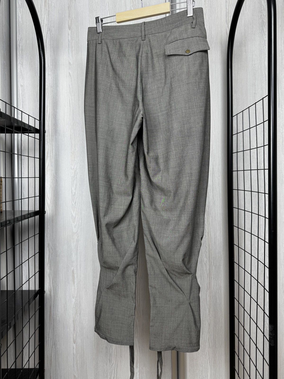 Marithe + Francois Girbaud Marithe Francois Girbaud gray avant garde bondage dress pant Size 29" - 6 Thumbnail