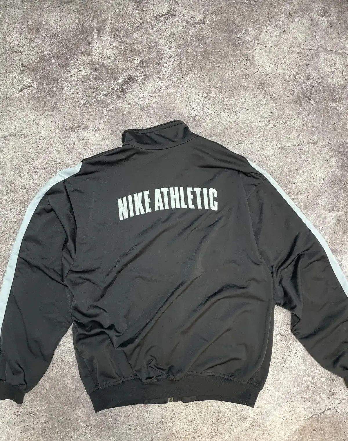Nike NIKE ATHLETIC VINTAGE ZIP SWEATSHIRT Size US M / EU 48-50 / 2 - 1 Thumbnail