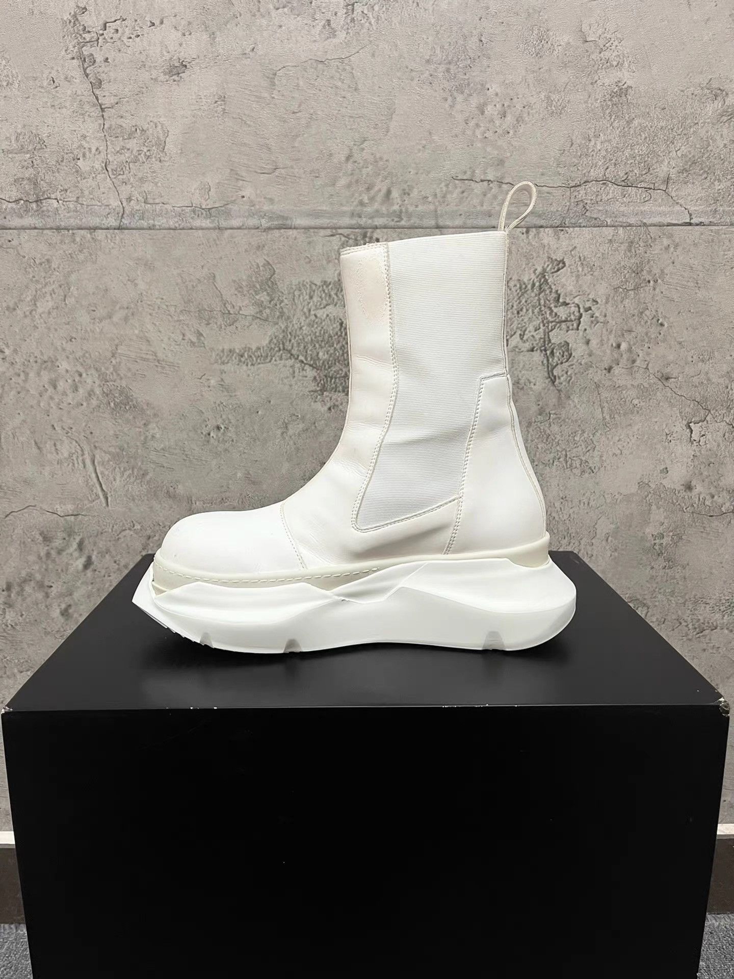 Rick Owens Rick Owens Thick Sole Leather Chelsea Boots K34 Size US 6 / EU 39 - 4 Thumbnail