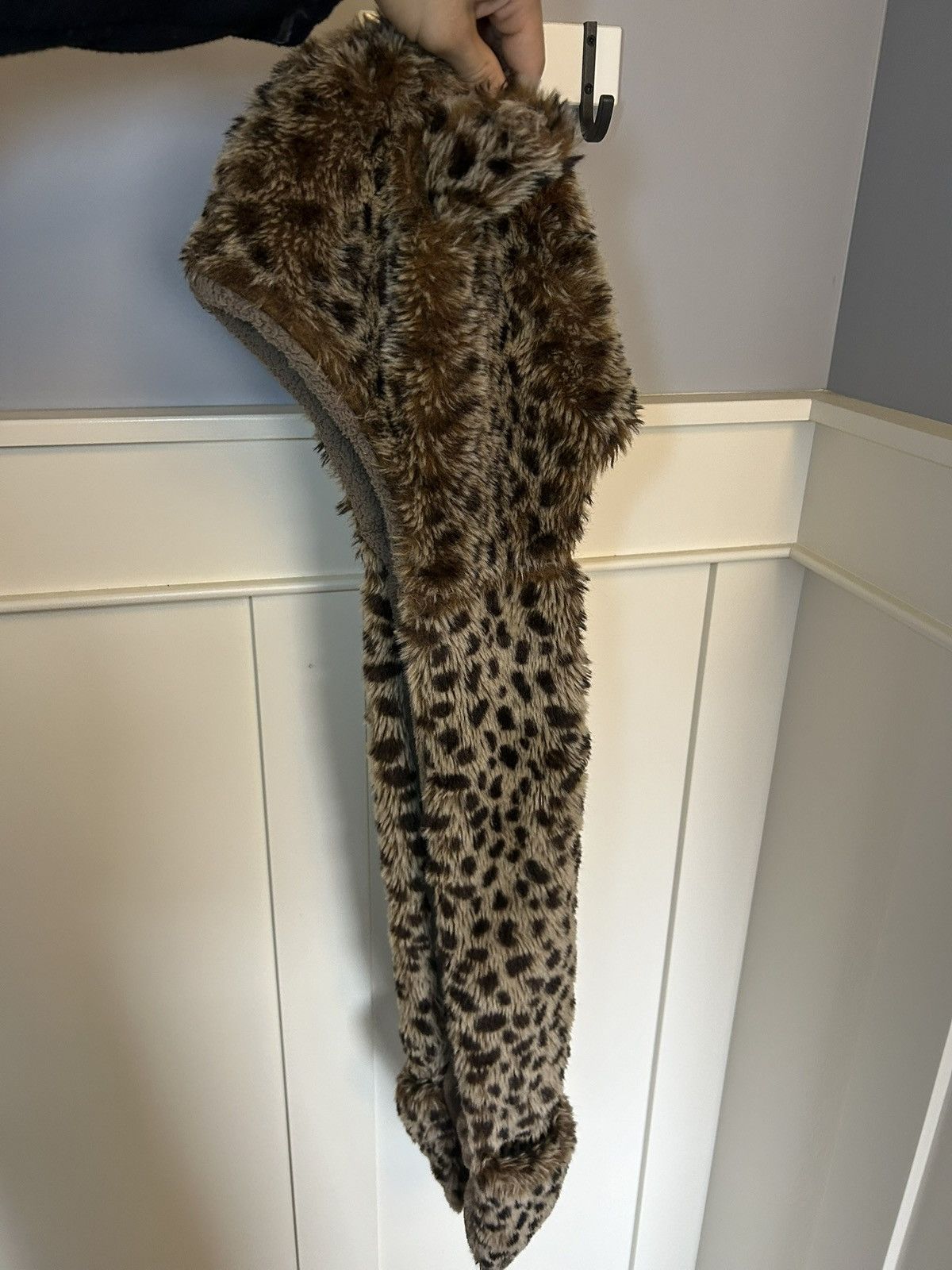 Aldo Vintage Aldo sherpa fleece lined leopard fur hat accessory Size ONE SIZE - 14 Thumbnail