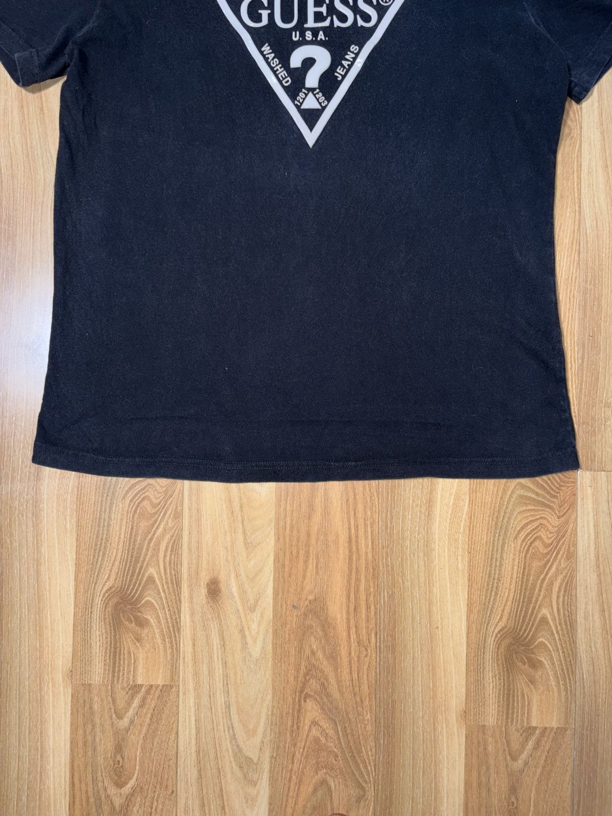 Guess VINTAGE STYLE GUESS U.S.A. Triangle Logo T-Shirt Black Size US M / EU 48-50 / 2 - 7 Thumbnail