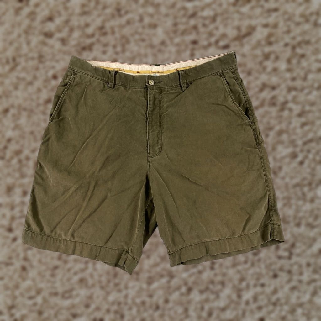 Tommy Bahama Tommy Bahama Shorts Men 38 Green Cotton Blend Beach Resort Casual Cargo Pocket Inseam 9 in Regular Size US 38 / EU 54 - 1 Thumbnail