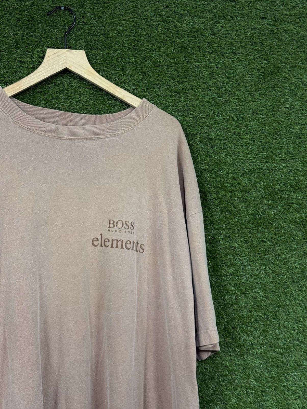 Hugo Boss RARE Hugo Boss Heavyweight Element Cologne Tee XL Size US XL / EU 56 / 4 - 2 Thumbnail