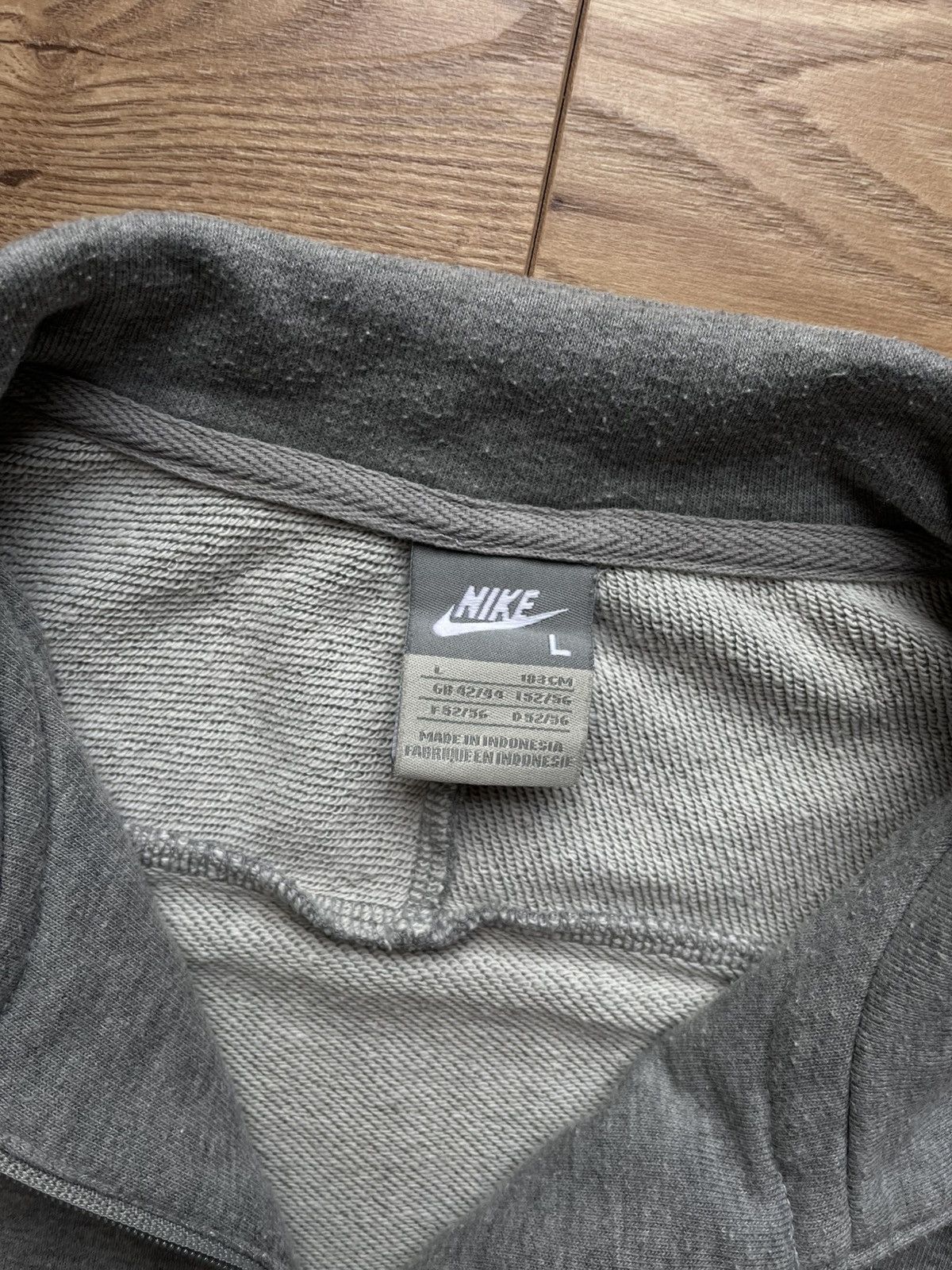 Nike 90’s NIKE RETRO VINTAGE Y2K TRACK JACKET SWOOSH LOGO RARE Size US L / EU 52-54 / 3 - 3 Thumbnail