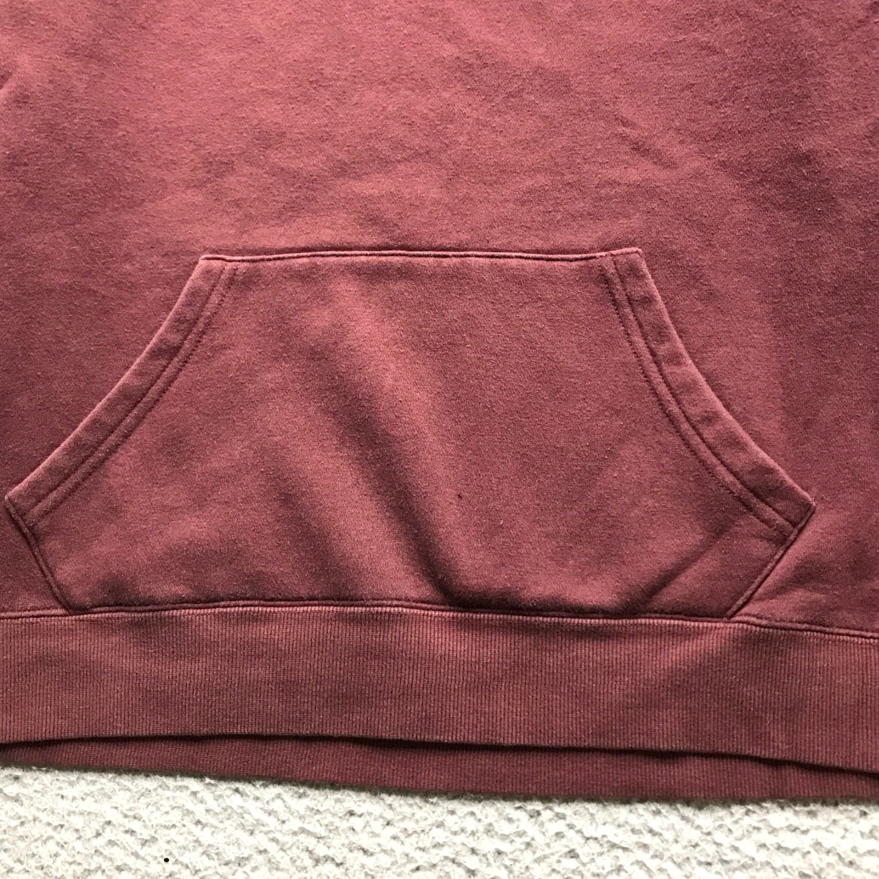 Vintage Moosejaw Mountaineering Sweatshirt Hoodie Womens Medium Drawstring Pocket Maroon Red Logo Crew Neck Pullover Size M / US 6-8 / IT 42-44 - 7 Thumbnail