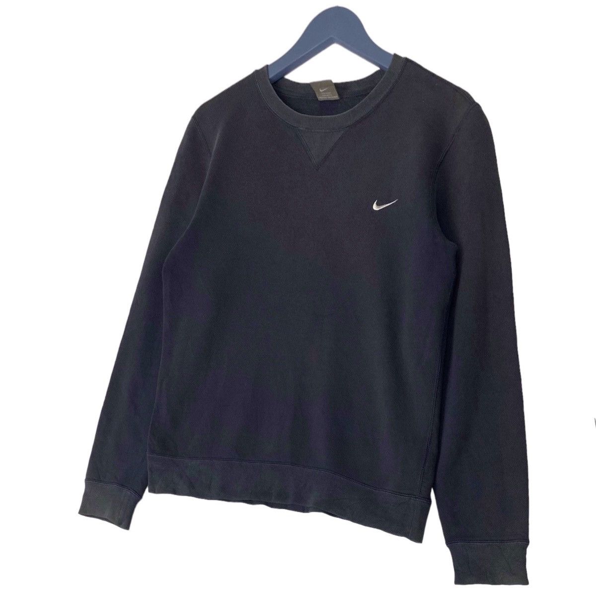 Nike × Vintage Vintage Nike Navy Blue Sweatshirt Crewneck Size M Size M / US 6-8 / IT 42-44 - 2 Thumbnail