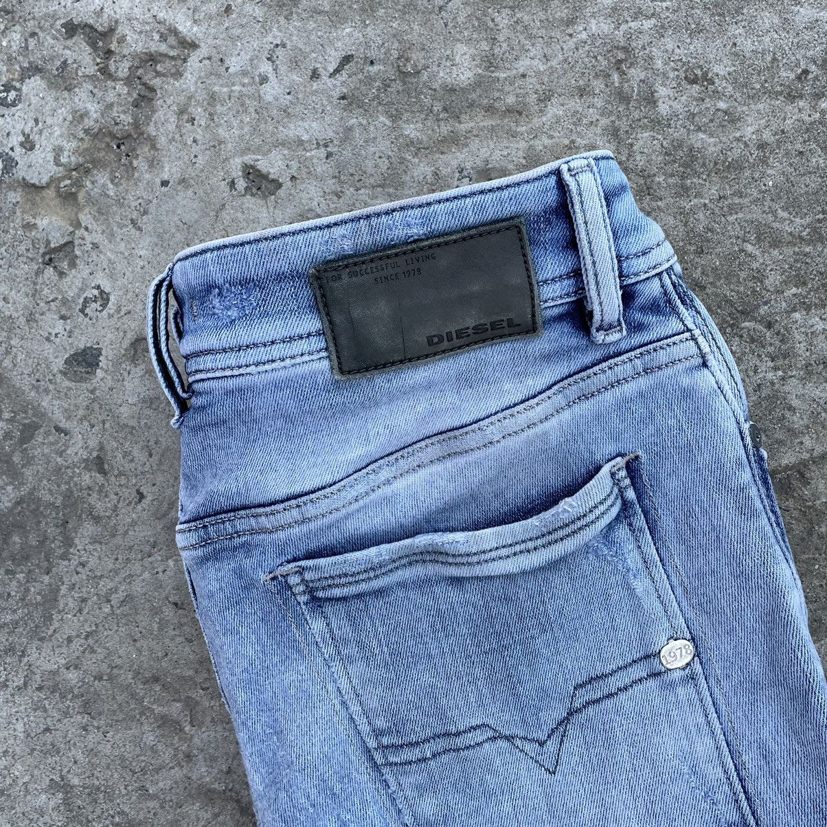 Diesel Vintage Diesel D.N.A Jeans Size 32 Style USA Old Money 90s Size US 32 / EU 48 - 5 Thumbnail