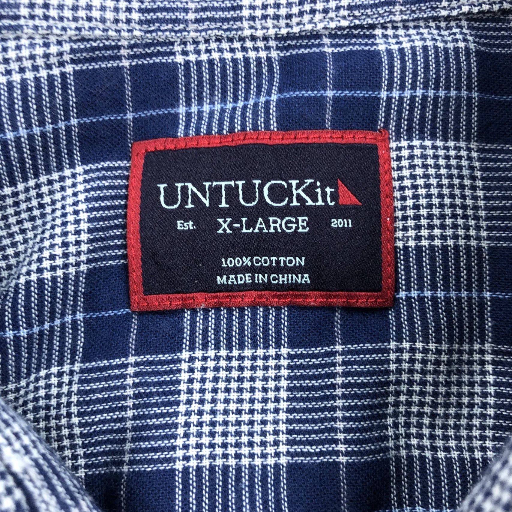 UNTUCKit UNTUCKit Button-Down Shirt Men XL Navy Blue Plaid Short Sleeve Casual Shirt Size US XL / EU 56 / 4 - 4 Thumbnail