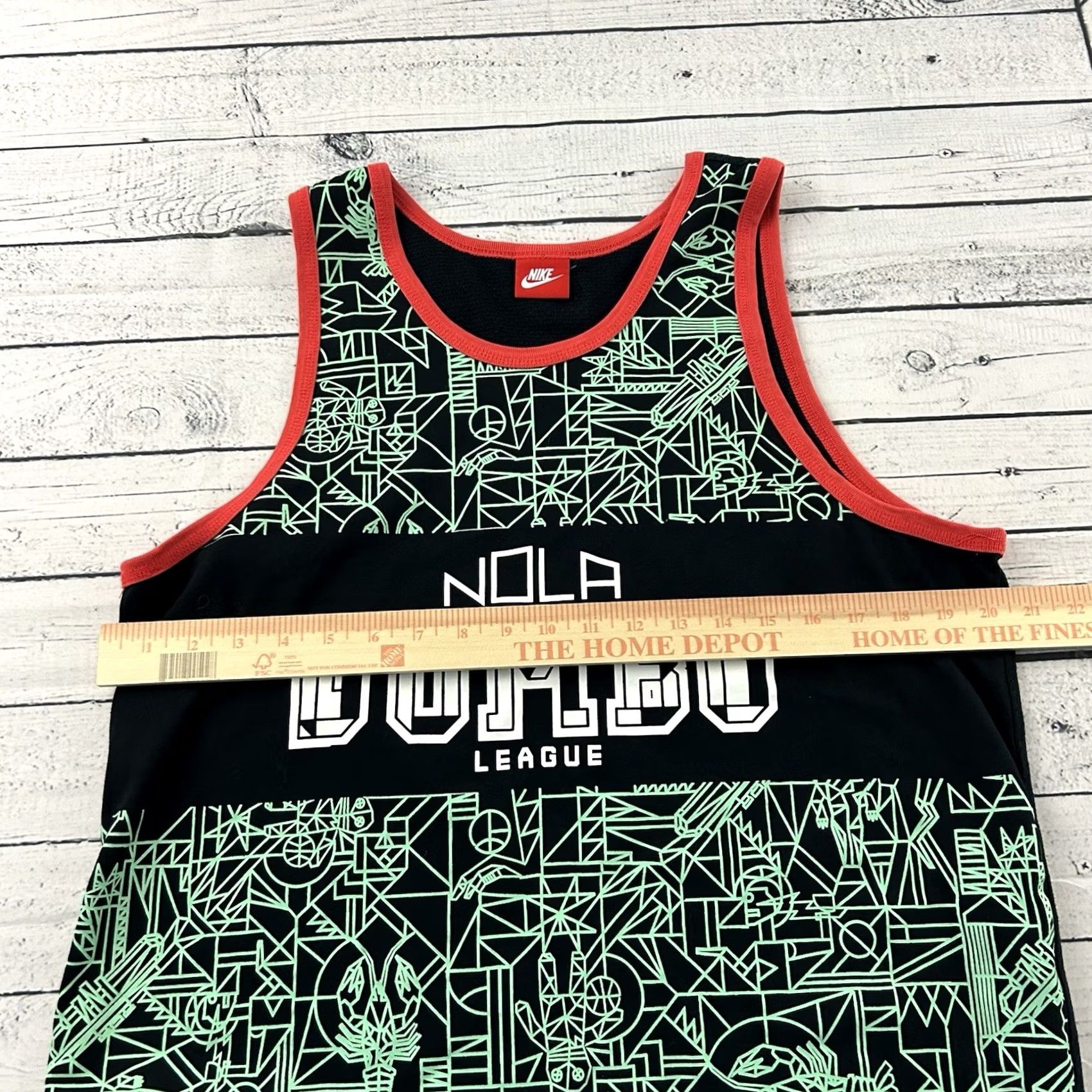 Nike Nike NOLA Gumbo League Sleeveless Tank Shirt Men's L Black Red Multicolor Logo Basketball Nike Air 90s Concert Sportswear Mens Size US L / EU 52-54 / 3 - 4 Thumbnail