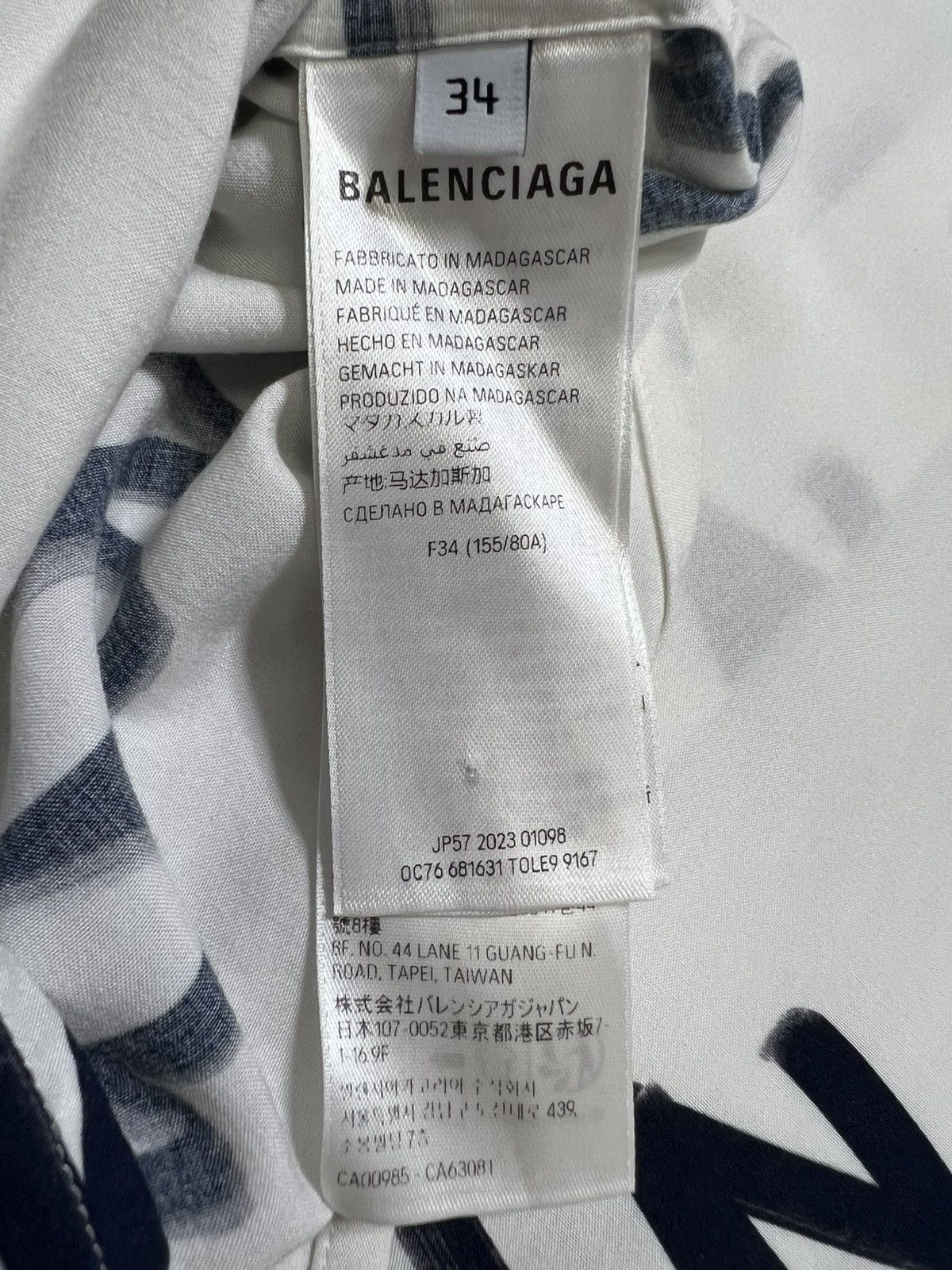 Balenciaga Balenciaga - Scribble Logo Button Up Longsleeve Shirt Size US S / EU 44-46 / 1 - 21 Thumbnail