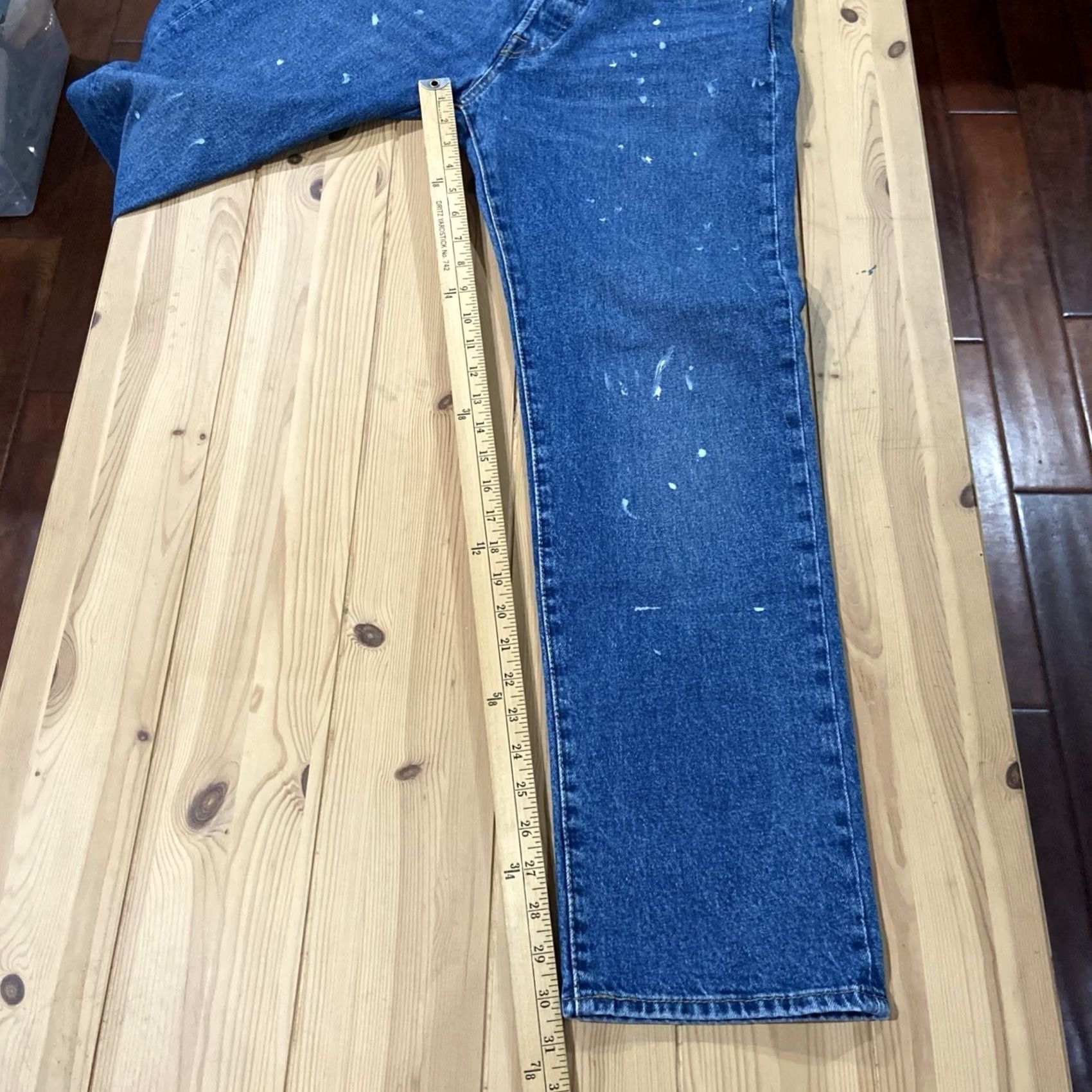 Levi's Levi's 501 Jeans Men 32x32 Blue Straight Classic Medium Wash 5-Pocket Denim Button Fly Logo Size US 32 / EU 48 - 6 Thumbnail