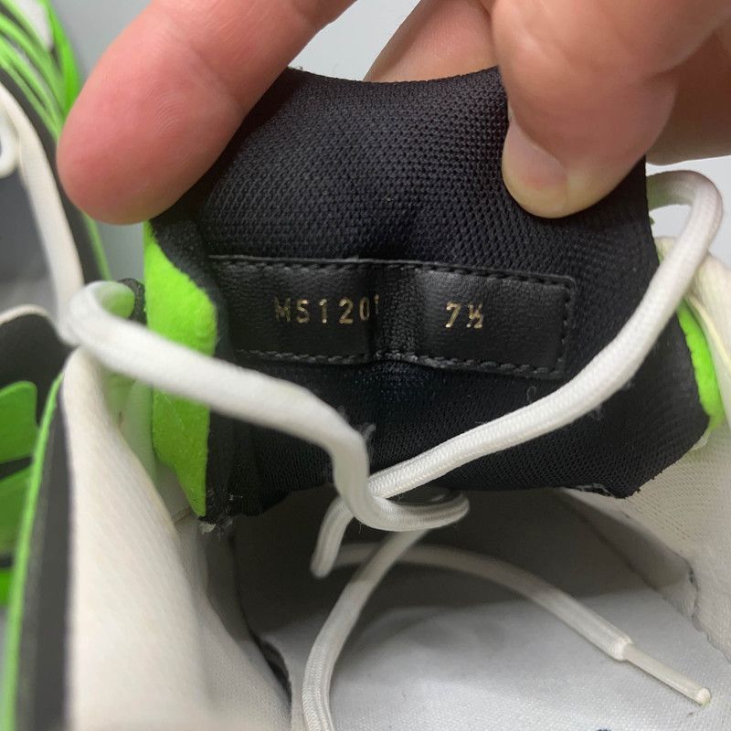 Louis Vuitton Louis Vuitton Runner Tatic Green Fashion Sneakers -2508 Size US 8 / EU 41 - 5 Thumbnail