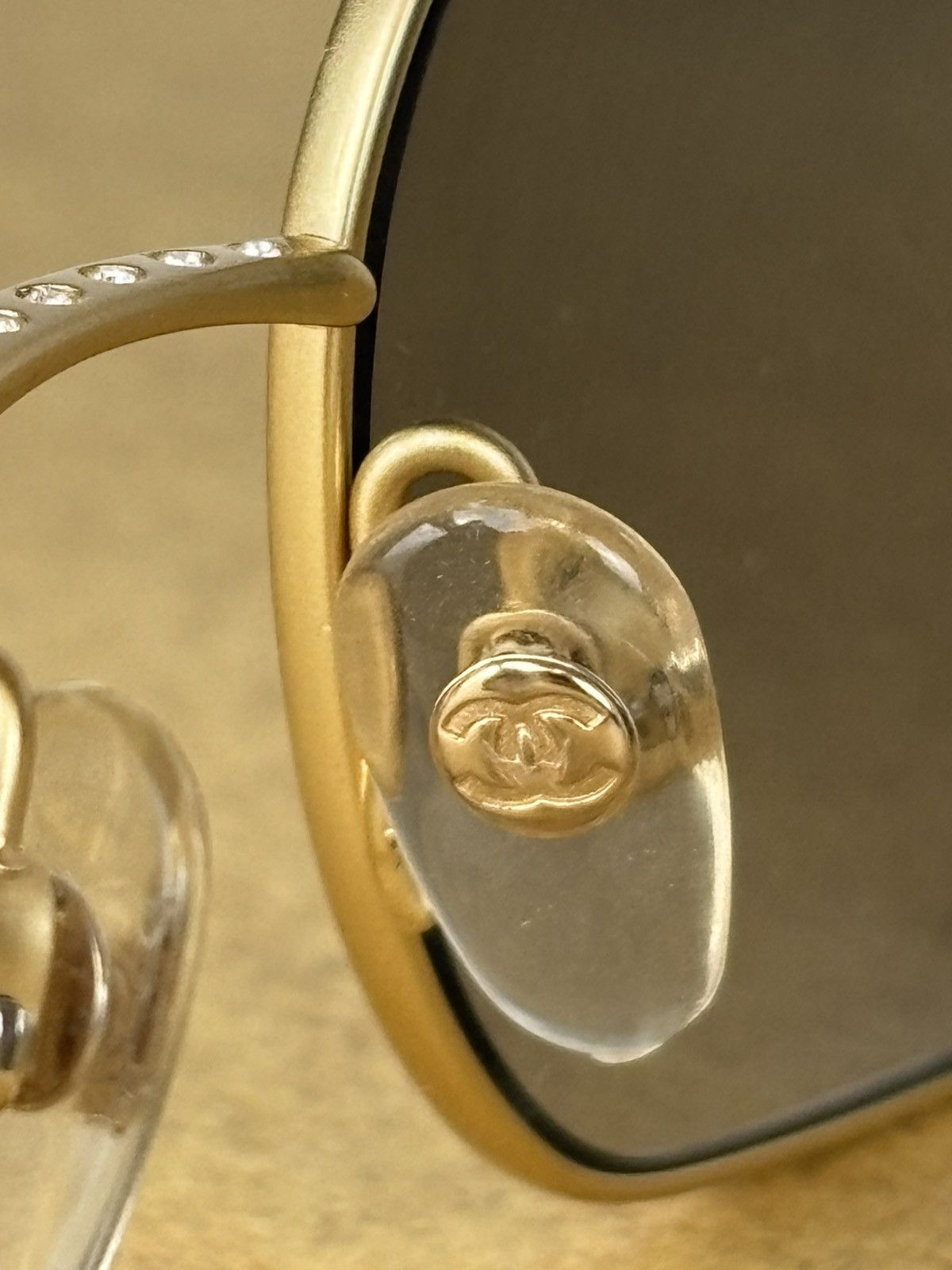 Chanel × Designer × Vintage Vintage Chanel Sunglasses Charm Metal Gold Luxury Unisex 90s Size ONE SIZE - 9 Thumbnail