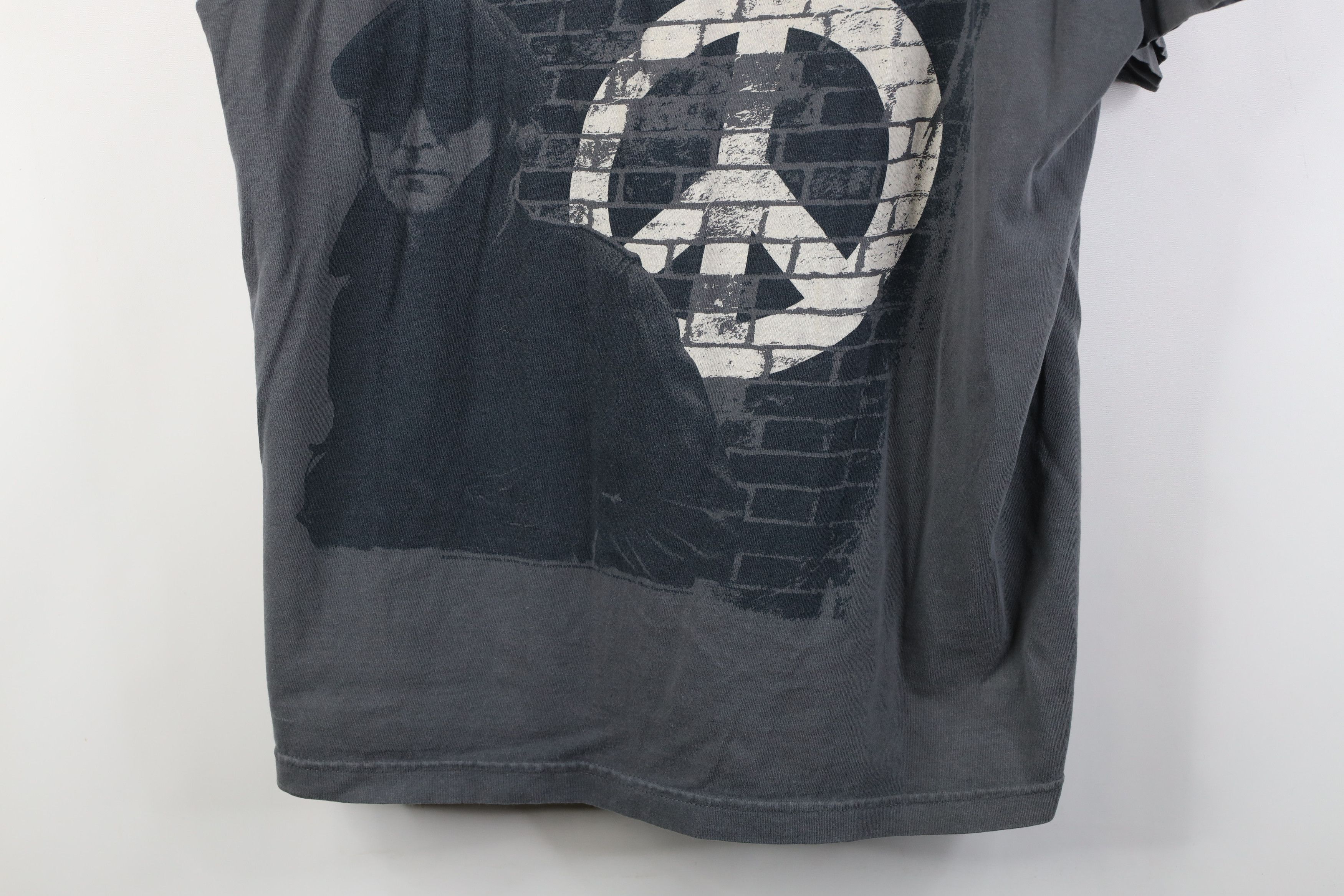 Vintage Vintage Y2K 2006 John Lennon Give Peace A Chance T-Shirt Size US XL / EU 56 / 4 - 3 Thumbnail
