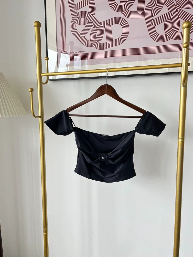 Chanel Chanel Black logo diamond bow one-shoulder suspender vest Size XS / US 0-2 / IT 36-38 - 1 Thumbnail