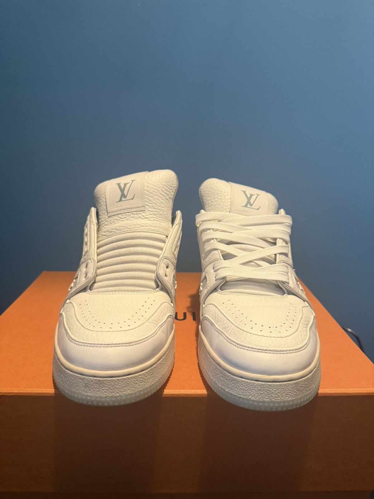Louis Vuitton Louis Vuitton Runners Size US 9 / EU 42 - 2 Thumbnail