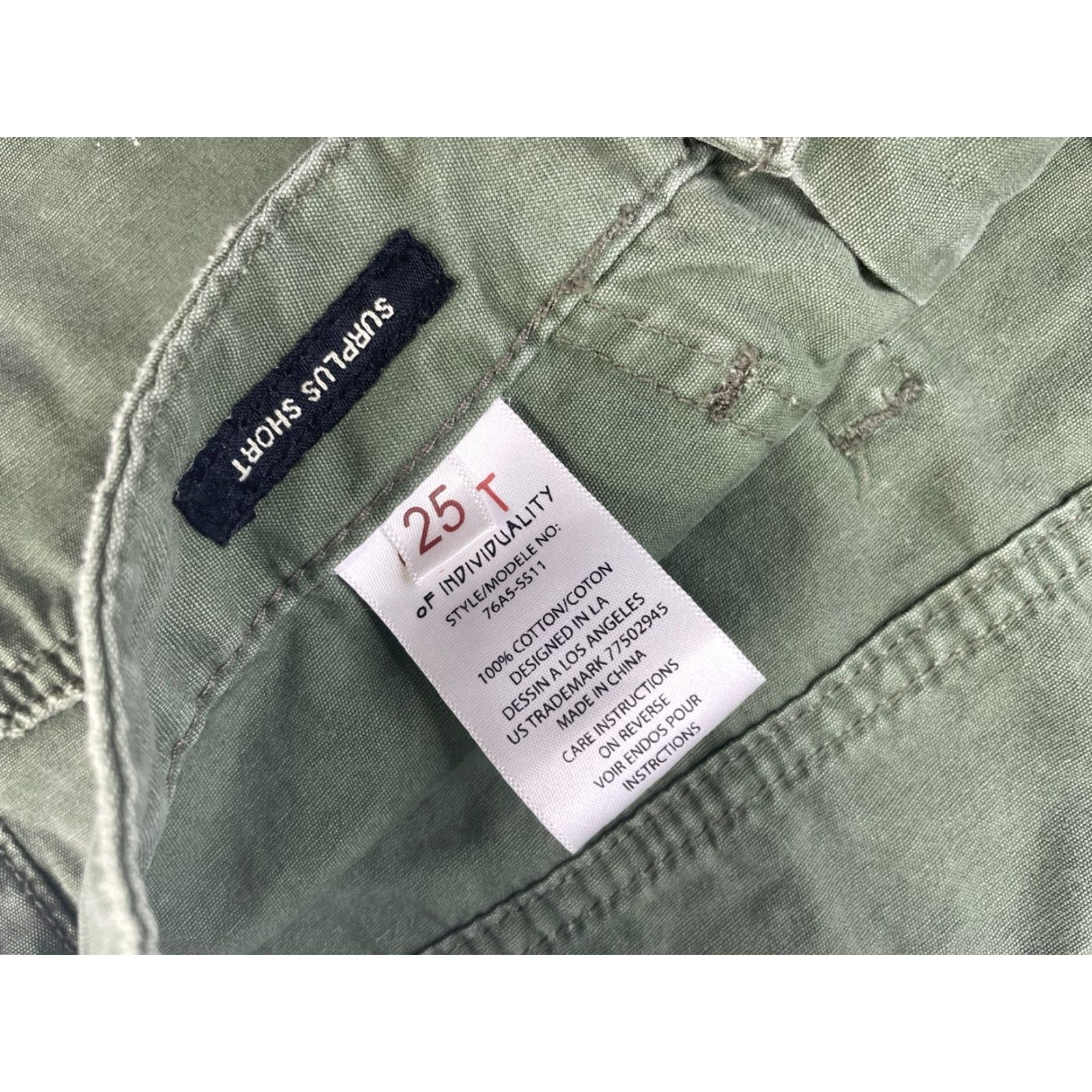 Cult Of Individuality VINTAGE Cult Of Individuality Women’s Surplus Shorts Sz 25 Distressed Paint Denim Shorts Womens, Green, 100% Cotton, Pockets, Flat Front Size 42" / US 20 - 2 Thumbnail