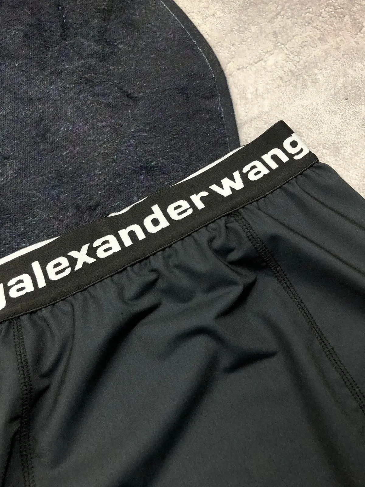 Alexander Wang ALEXANDER WANG.t Luxury Avantgarde Big Logo Rare Mini Skirt Size 27" / US 4 / IT 40 - 4 Thumbnail