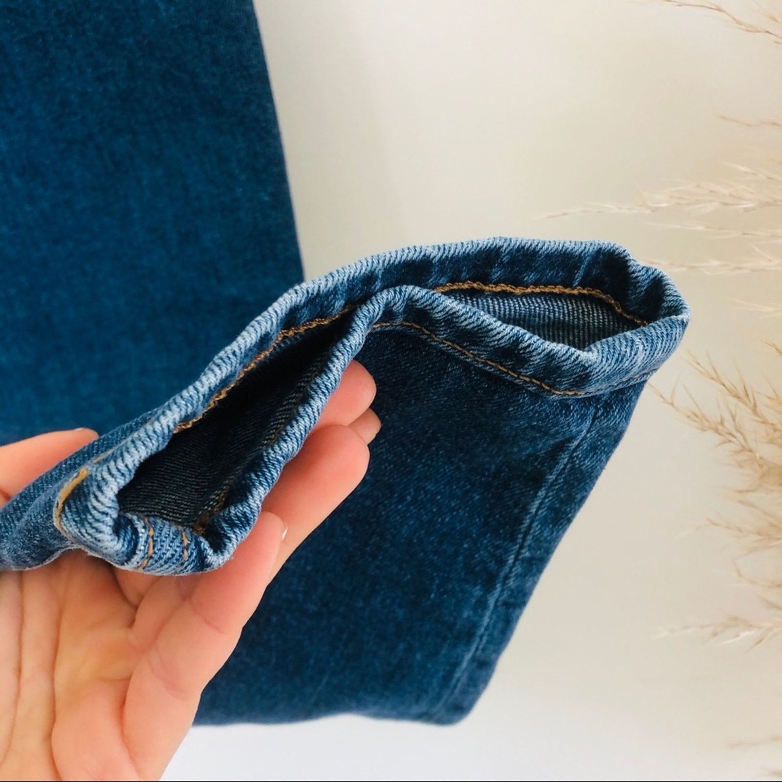 Asos ASOS Medium Blue Wash Straight Leg Mom High Rise Denim Jeans Size 26" / US 2 / IT 38 - 5 Thumbnail