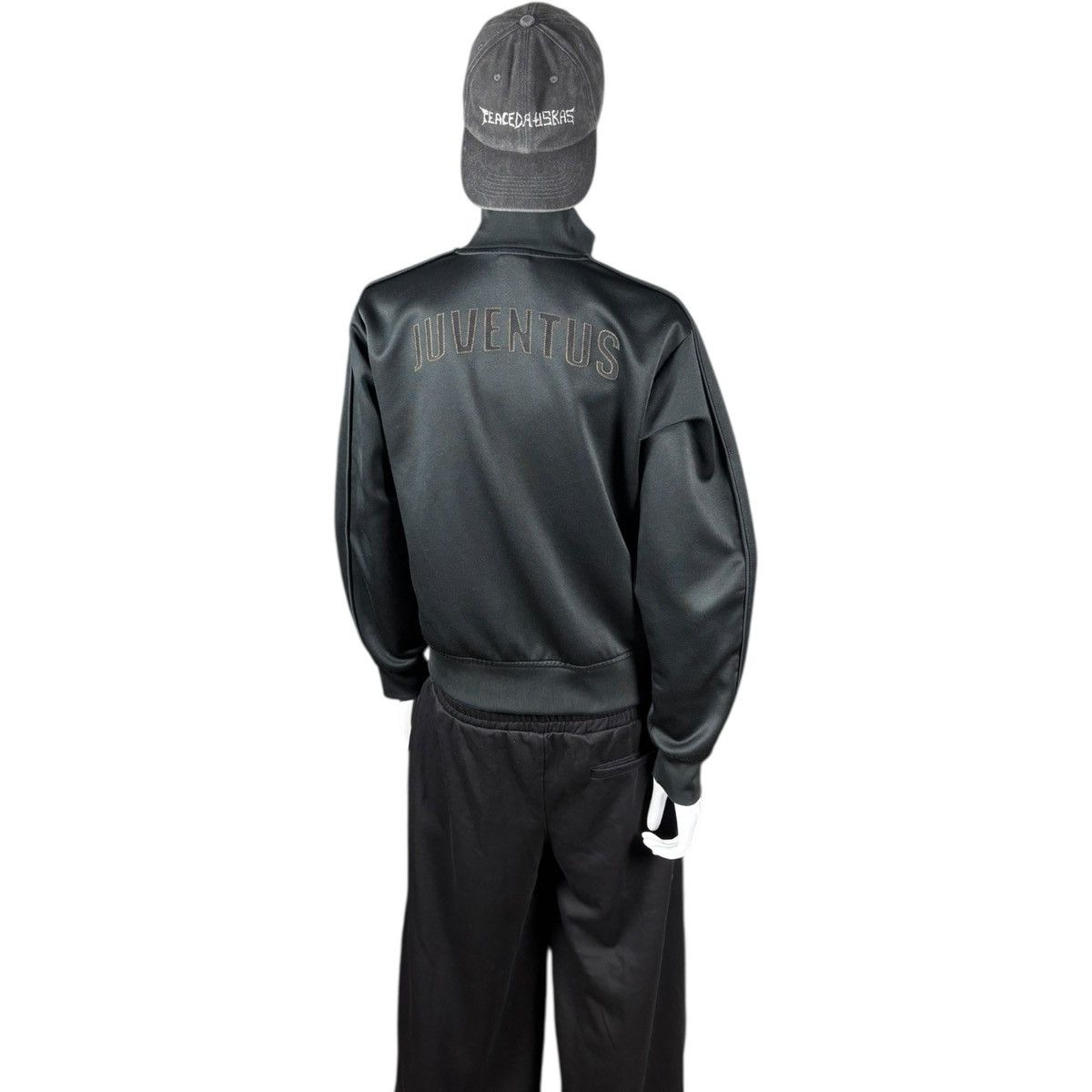 Nike Vintage y2k 90s Nike Juventus Track Jacket Size US M / EU 48-50 / 2 - 3 Thumbnail
