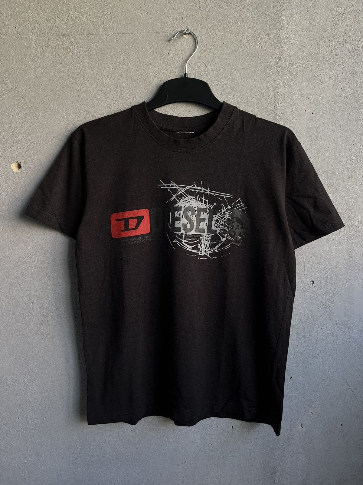 Diesel Vintage Diesel Big Print T-shirt Y2K Hype Streetwear Size S Size US S / EU 44-46 / 1 - 1 Thumbnail