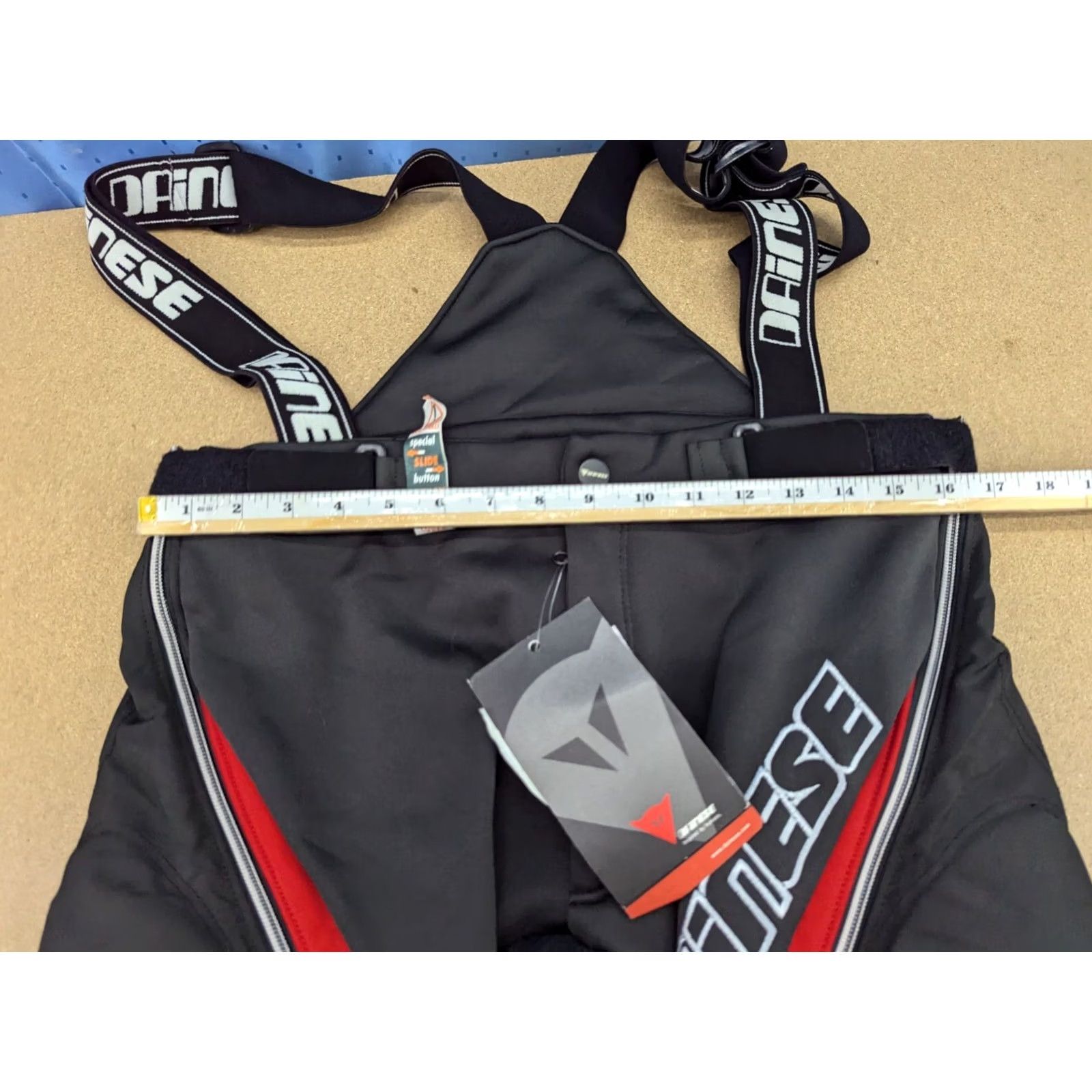 Dainese Dainese Ski Shorts Mens M Suspenders Outdoor Winter Side Leg Protection Athletic Quick Dry Black Polyester Hat? Size US 31 - 5 Thumbnail