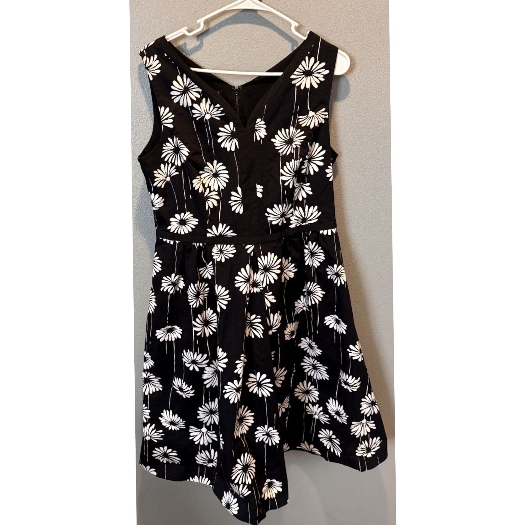 Talbots Talbots Petites Women's Black White Floral Print A-Line Dress Lined 12P Size XL / US 12-14 / IT 48-50 - 2 Thumbnail