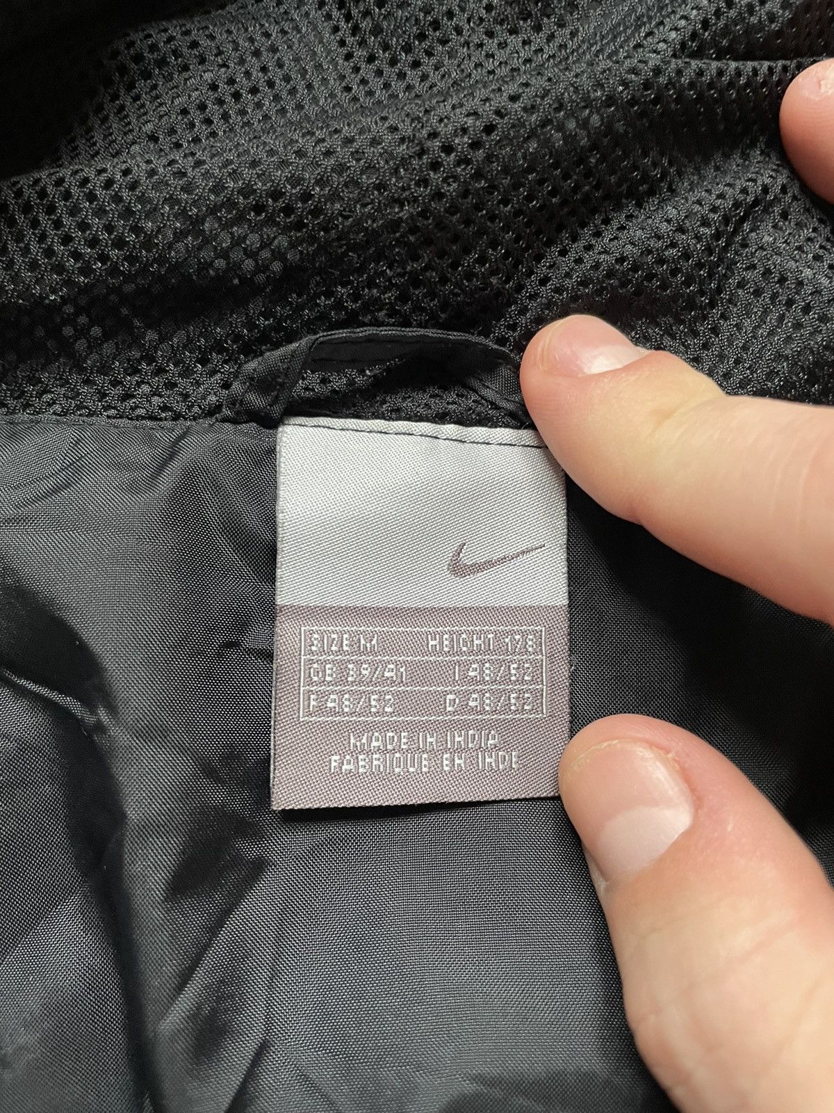 Nike × Vintage Vintage 2000s Nike Jacket Mens Windbreaker Swoosh Logo Black Size US M / EU 48-50 / 2 - 9 Thumbnail