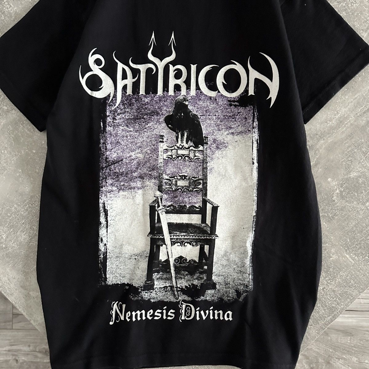 Band Tees Vintage 00s Satyricon Nemesis Divina rock band tee y2k black Size US S / EU 44-46 / 1 - 4 Thumbnail