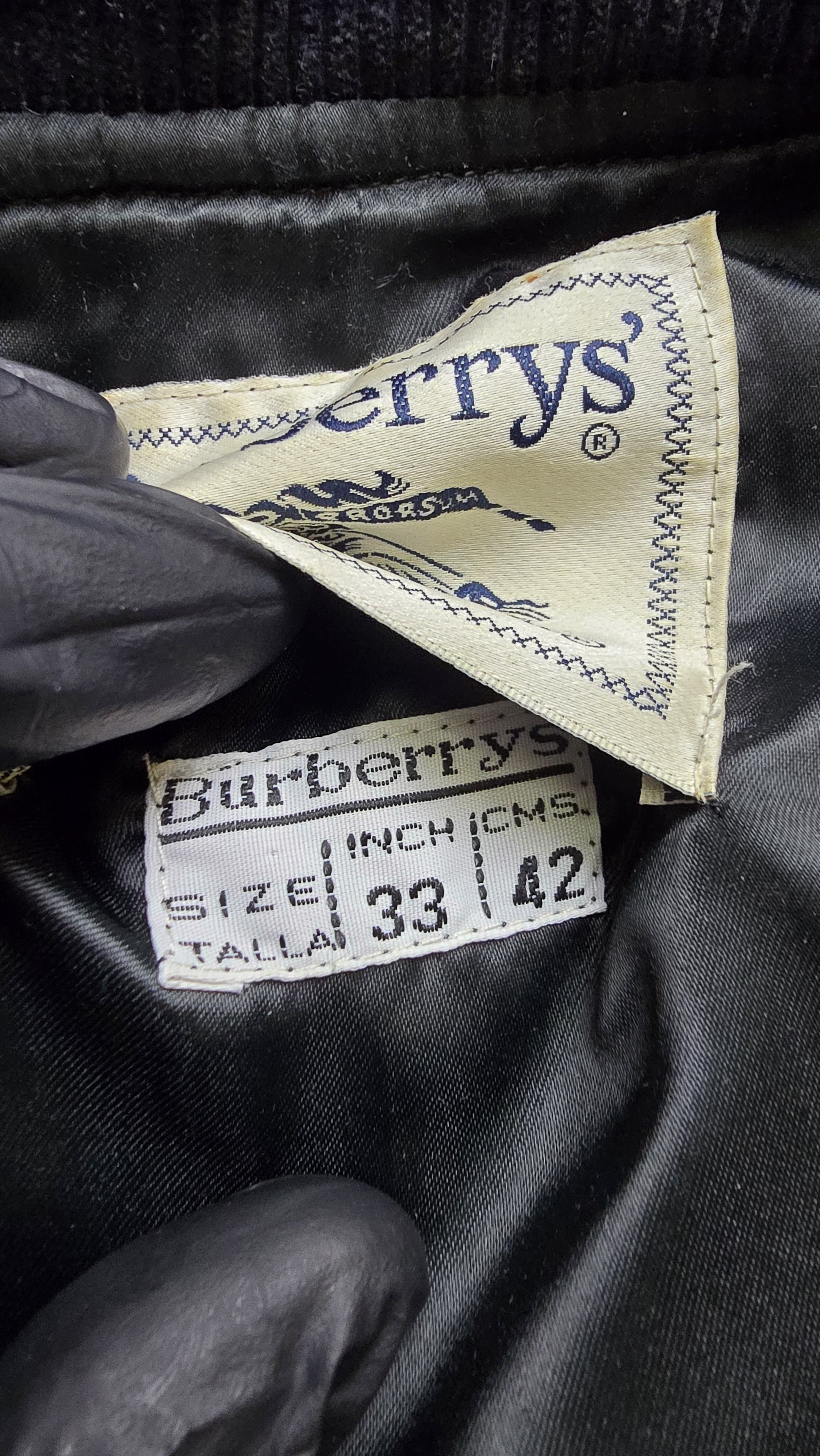 Burberry Vintage Burberry’s Quilted Vest Size L / US 10 / IT 46 - 12 Thumbnail