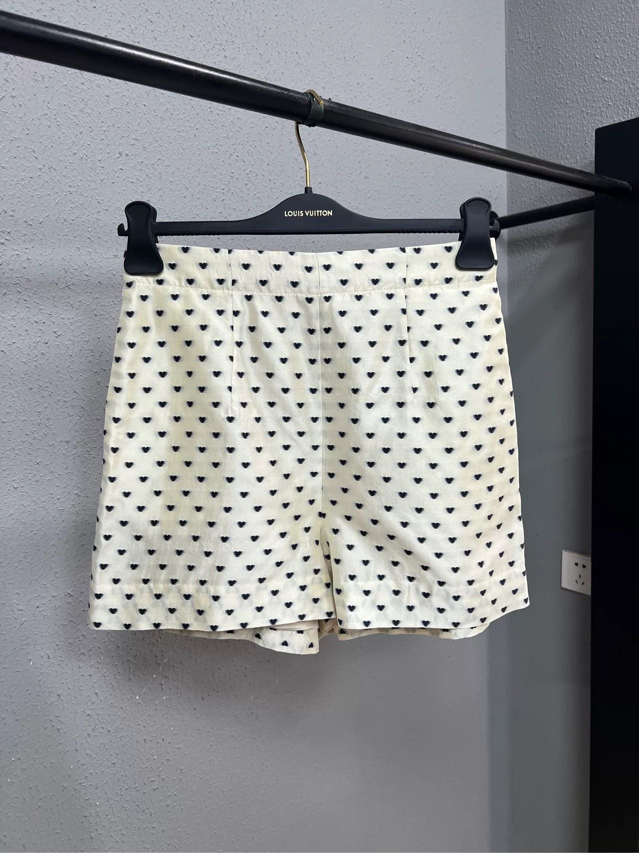 Dior Dior Polka Dot Heart Shorts Size 36" / US 14 / IT 50 - 1 Thumbnail