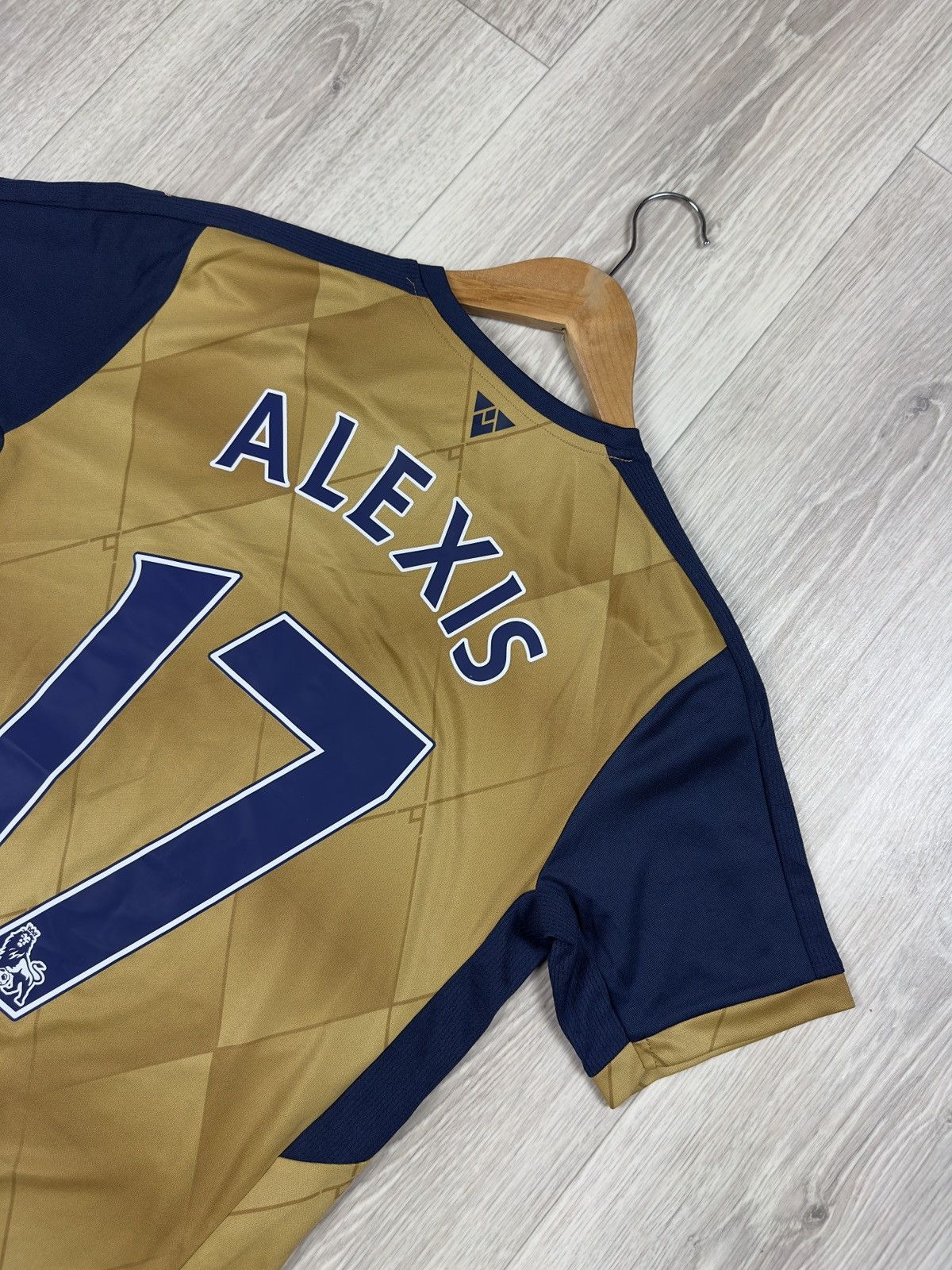 Puma Puma Arsenal 2015-16 Jersey T-Shirt #17 Alexis Size US XS / EU 42 / 0 - 9 Thumbnail