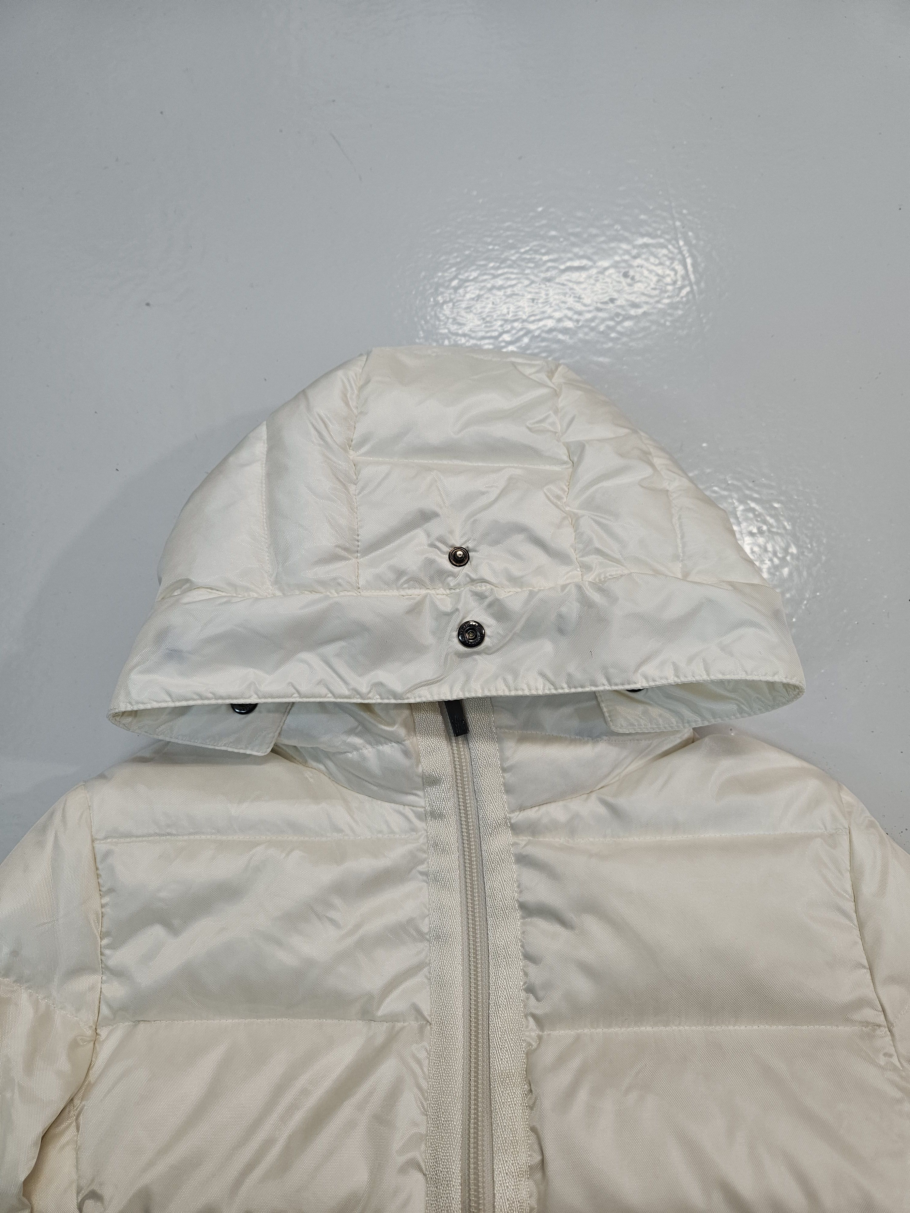 Moncler Moncler hooded puffer jacket with badge Size XS / US 0-2 / IT 36-38 - 9 Thumbnail