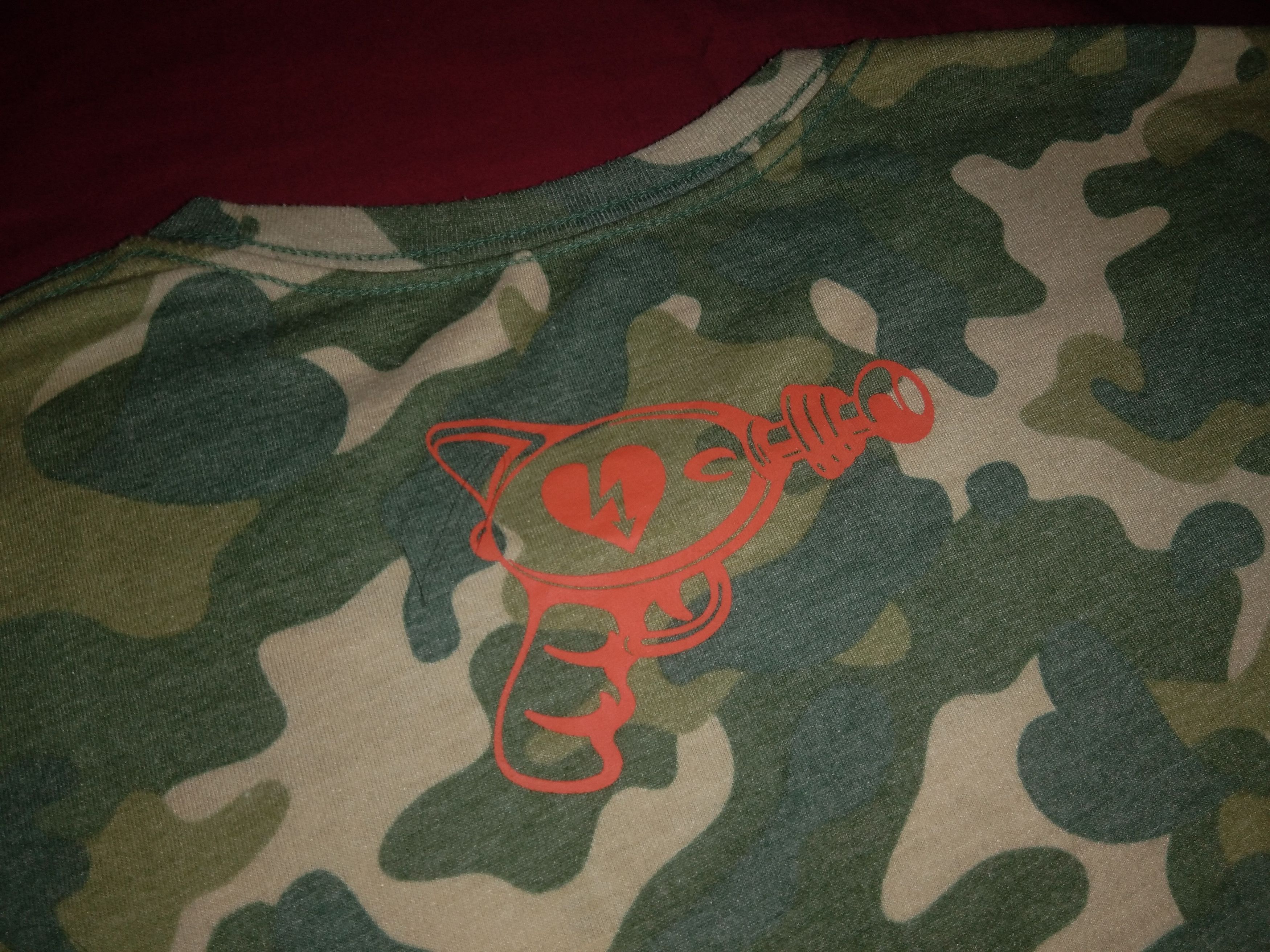 Other Hide ALIVE tshirt XJAPAN jrock band camo Size US M / EU 48-50 / 2 - 4 Thumbnail