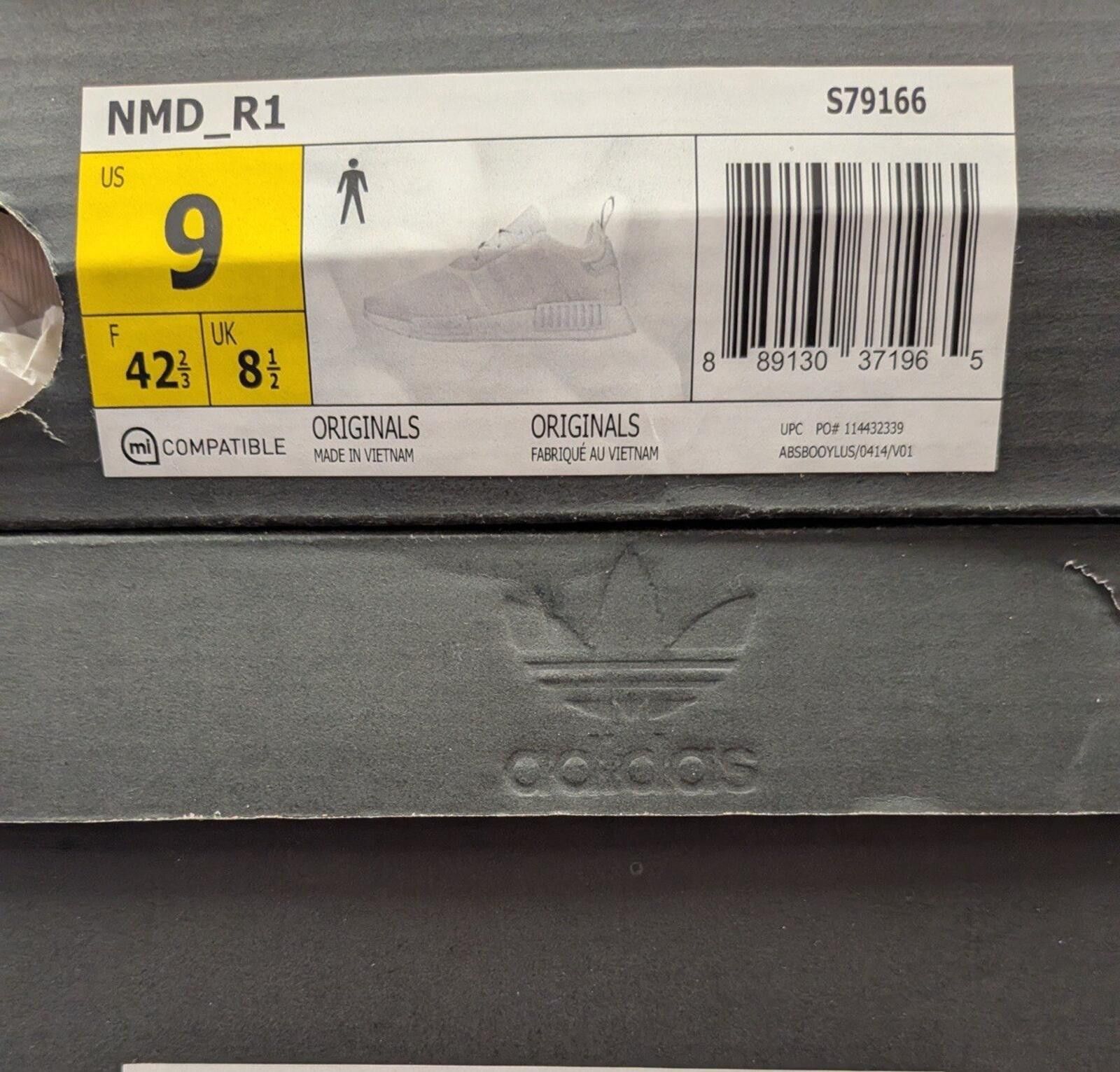 Adidas adidas NMD R1 Triple White White Monochrome S79166 US9 Size US 9 / EU 42 - 9 Thumbnail